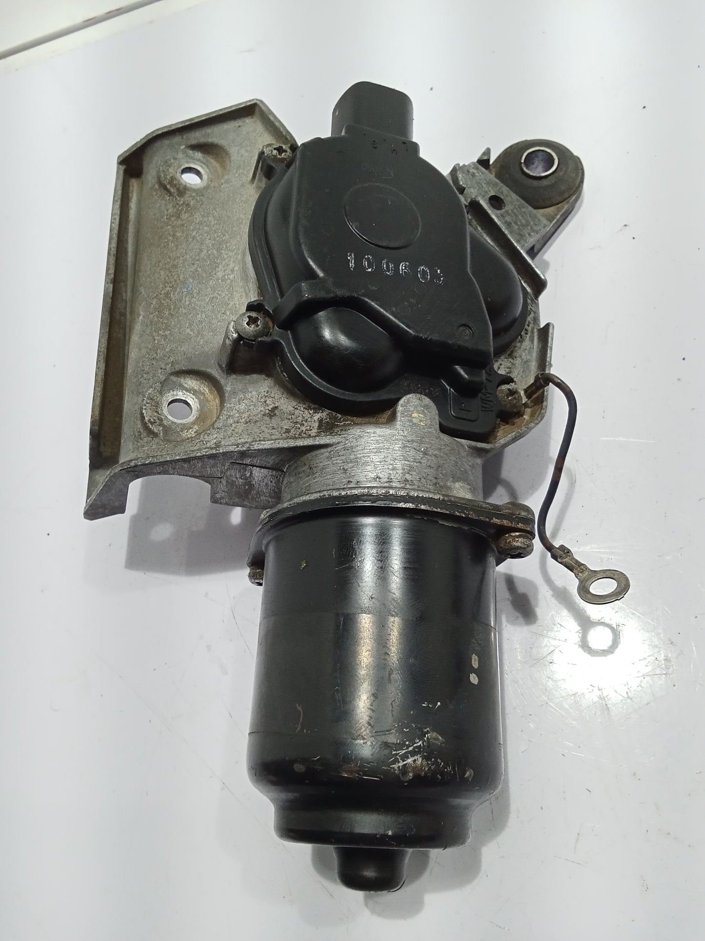 Nissan Navara Wiper Motor GENUINE ORIGINAL SURPLUS
