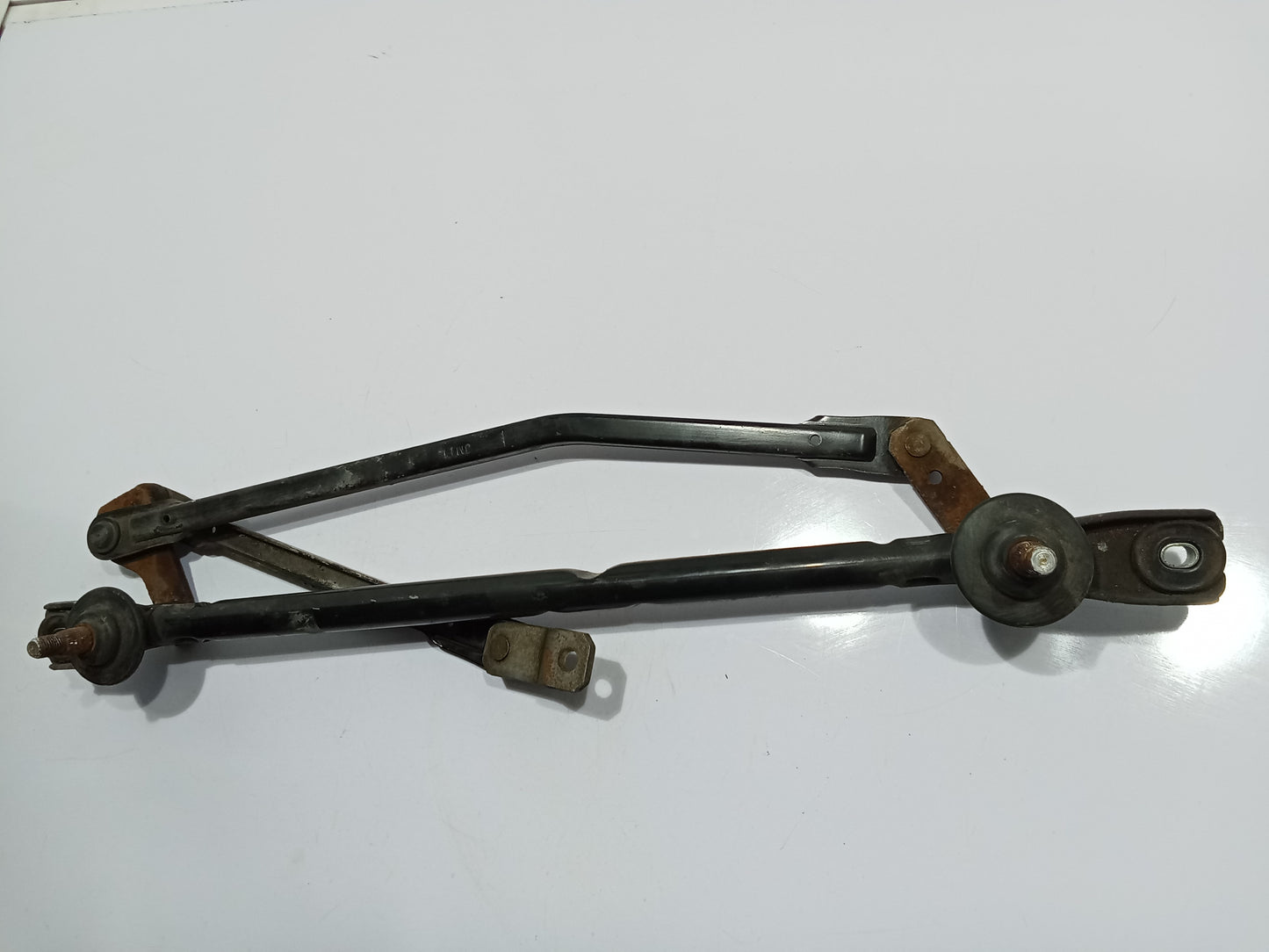 Hyundai Tucson 2004 Gas Wiper Linkage GENUINE ORIGINAL SURPLUS
