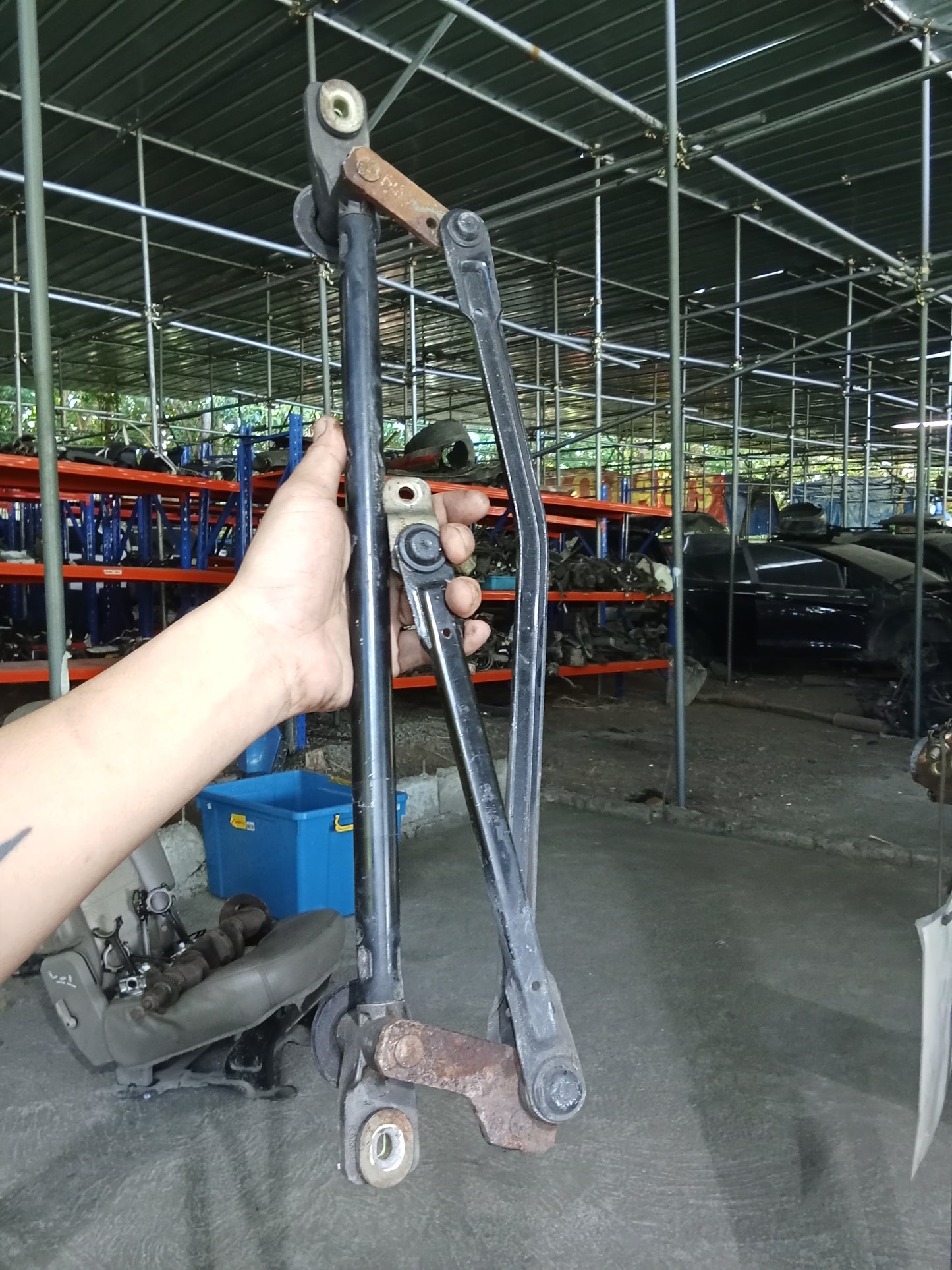 Hyundai Tucson 2004 Gas Wiper Linkage GENUINE ORIGINAL SURPLUS