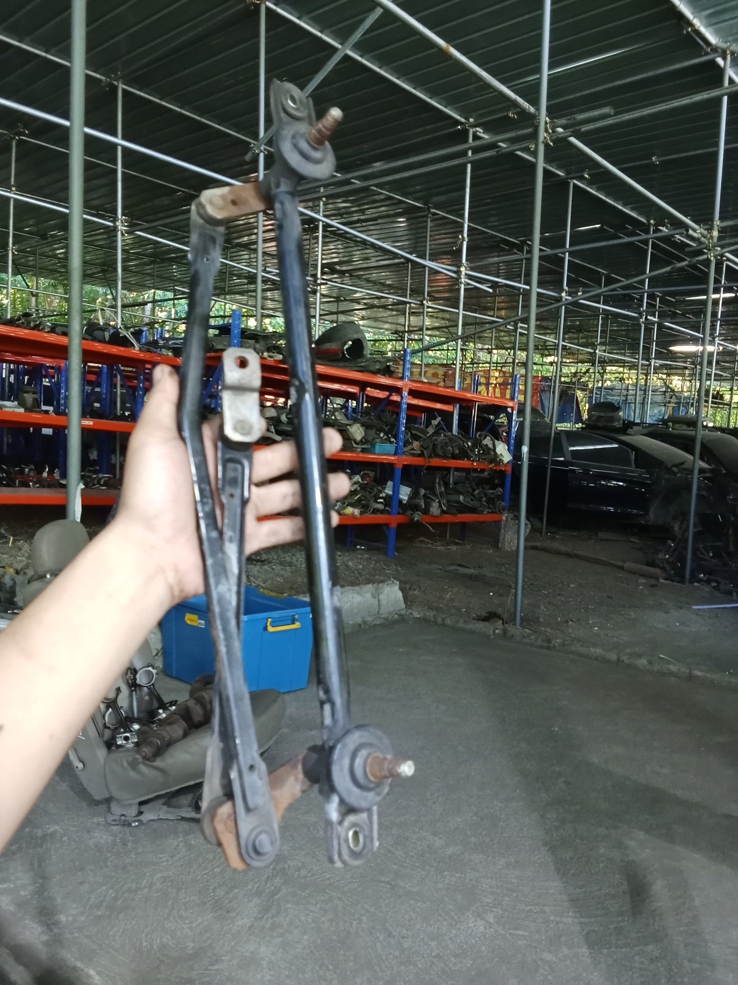 Hyundai Tucson 2004 Gas Wiper Linkage GENUINE ORIGINAL SURPLUS