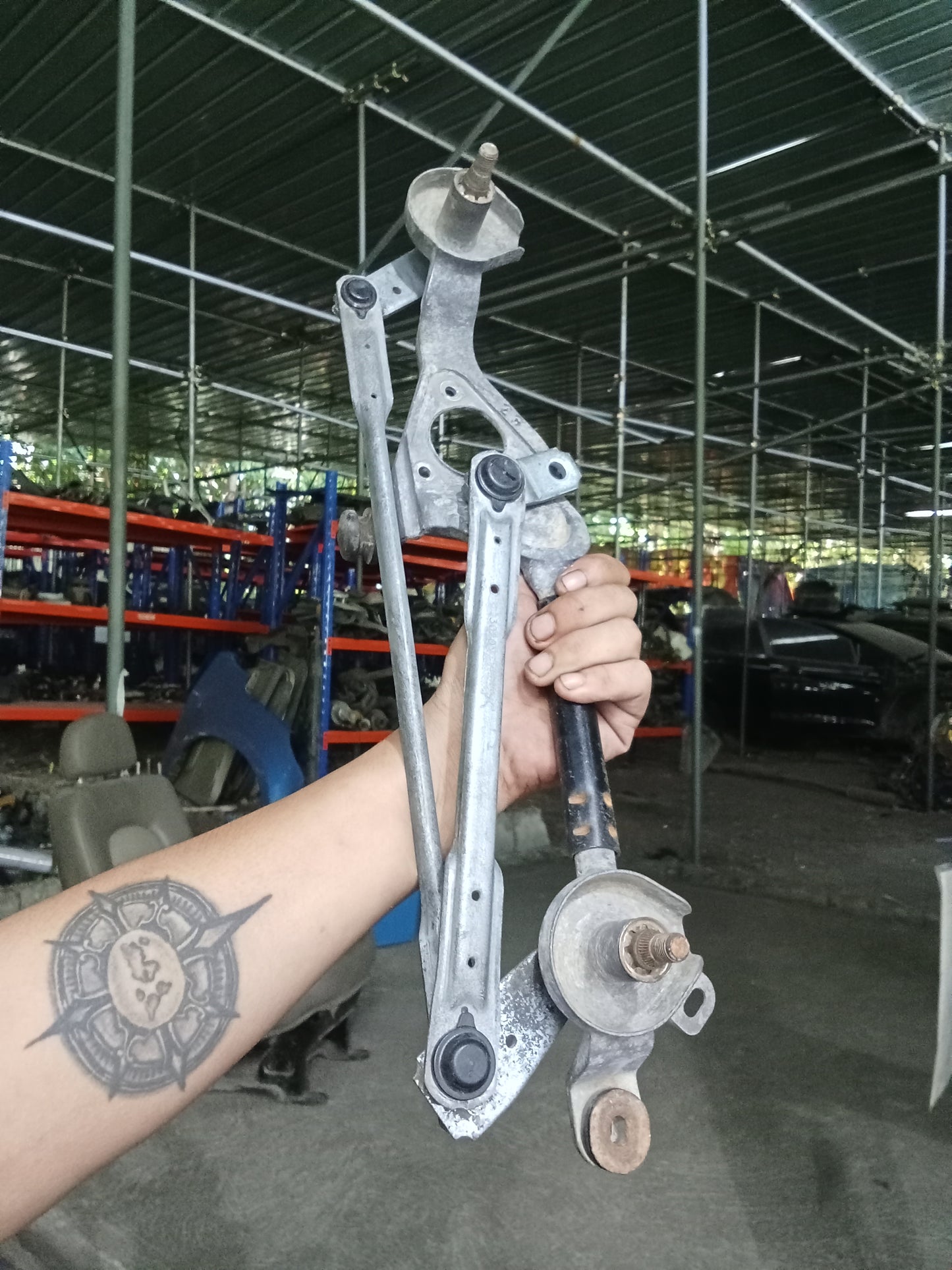Hyundai Accent Wiper Linkage GENUINE ORIGINAL SURPLUS