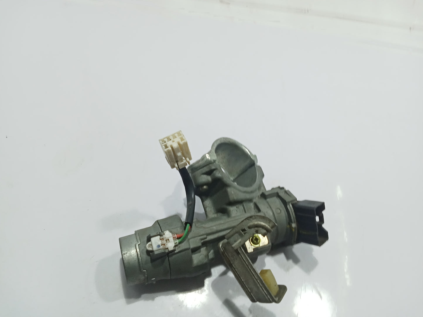 Hyundai Accent 2015 Ignition Switch GENUINE ORIGINAL SURPLUS