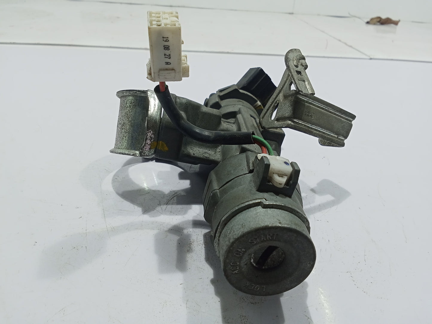Hyundai Accent 2015 Ignition Switch GENUINE ORIGINAL SURPLUS