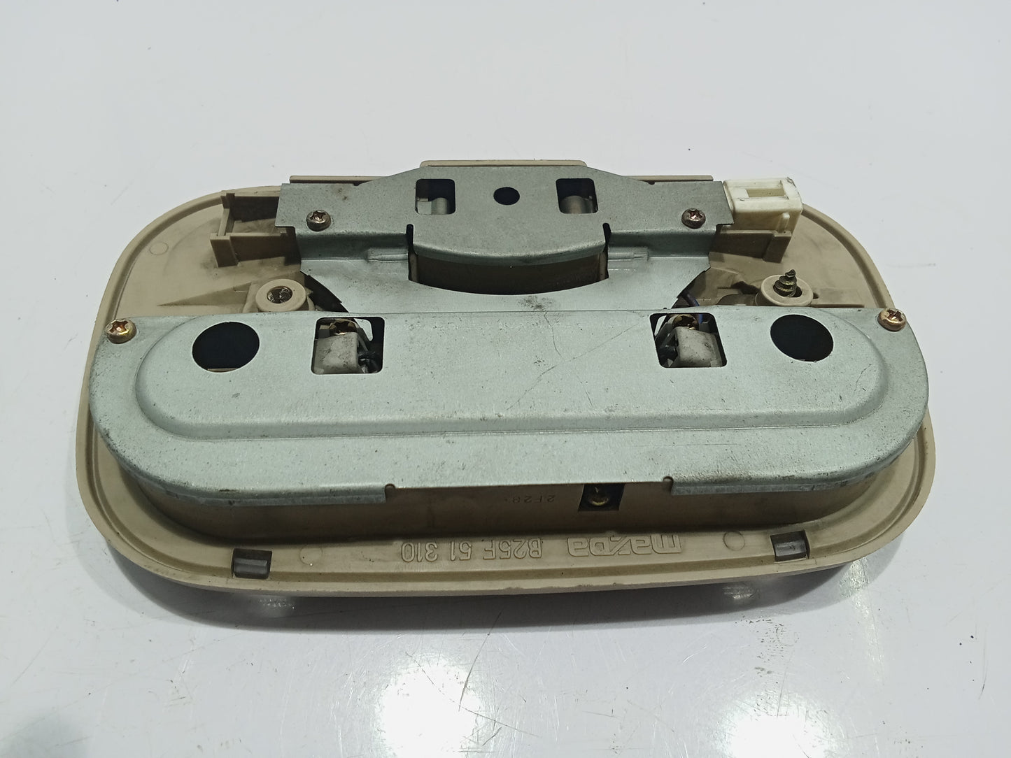 Mazda 3 2003 - 2005 Dome Light GENUINE ORIGINAL SURPLUS