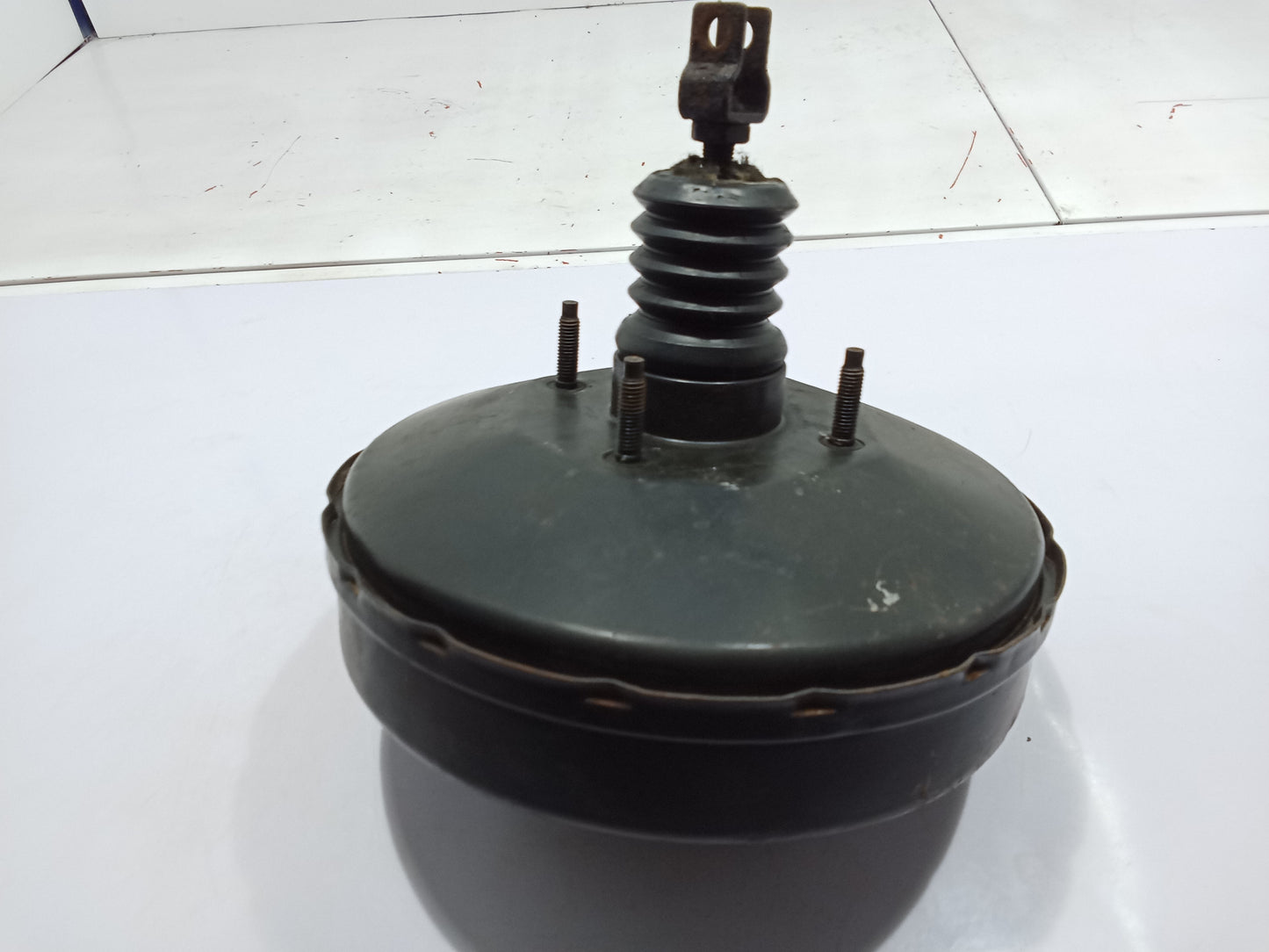 Ford Fiesta 1.4 Hydrovac GENUINE ORIGINAL SURPLUS