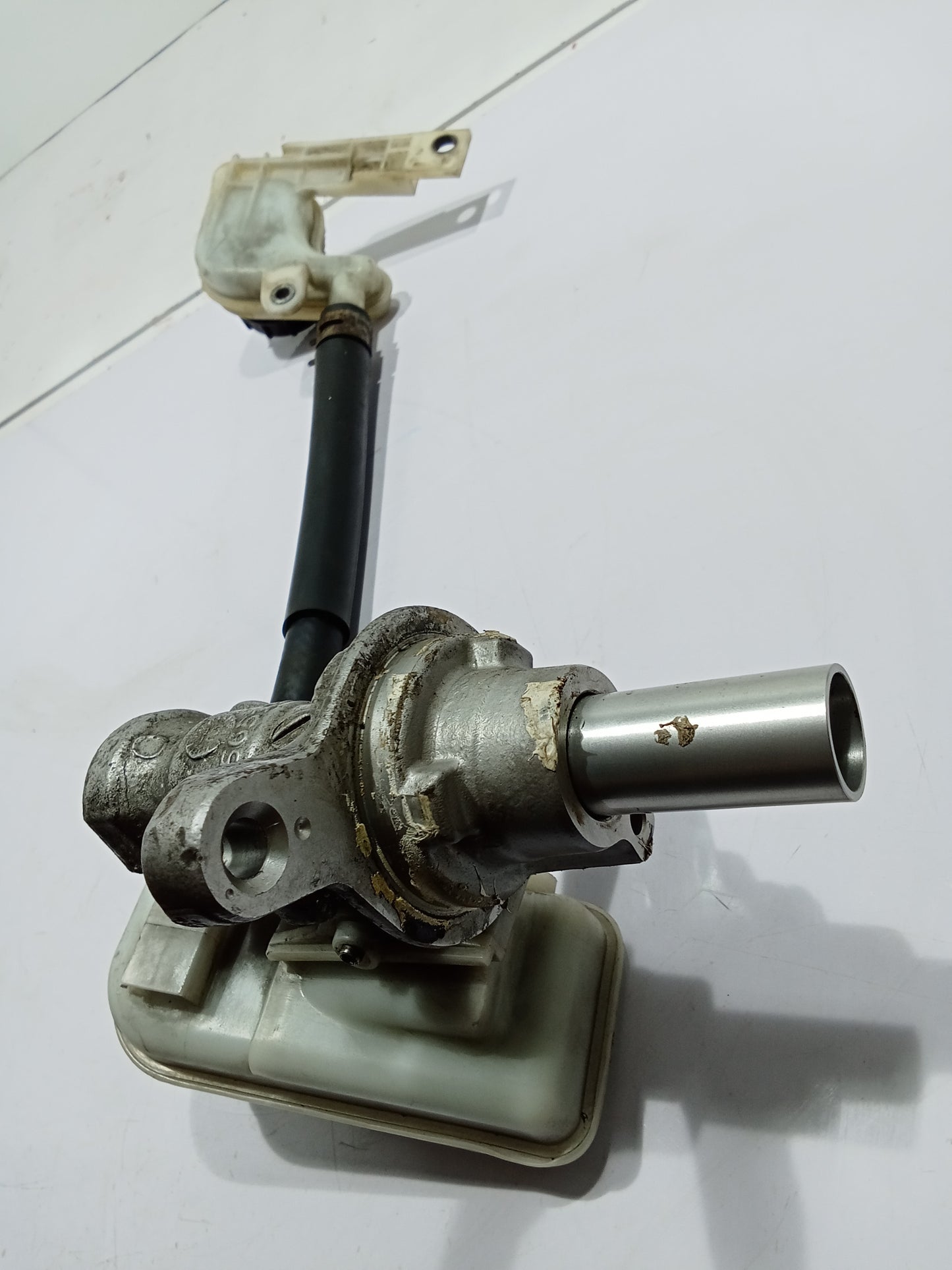 Ford Fiesta 1.4 Brake Master GENUINE ORIGINAL SURPLUS