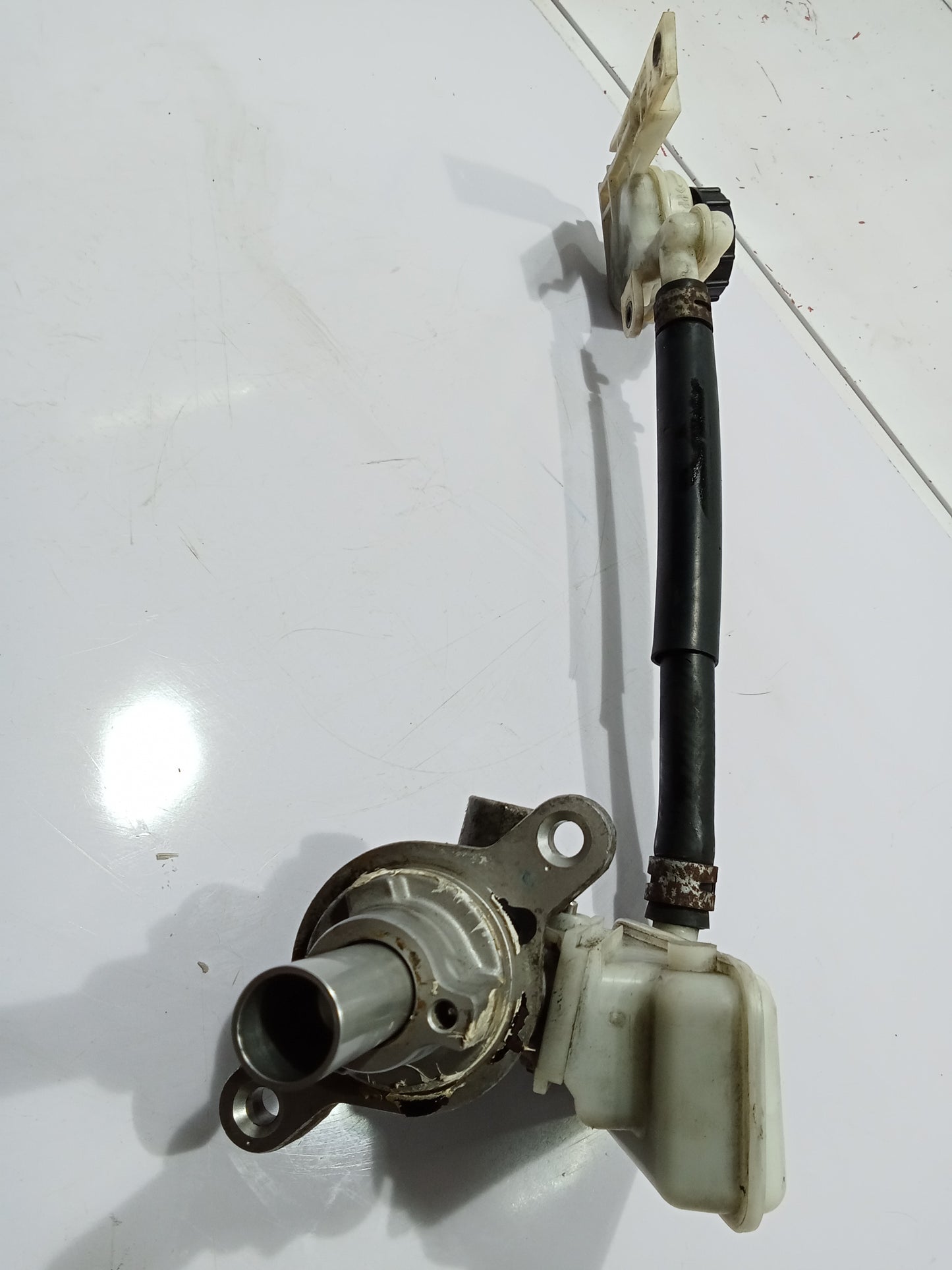 Ford Fiesta 1.4 Brake Master GENUINE ORIGINAL SURPLUS