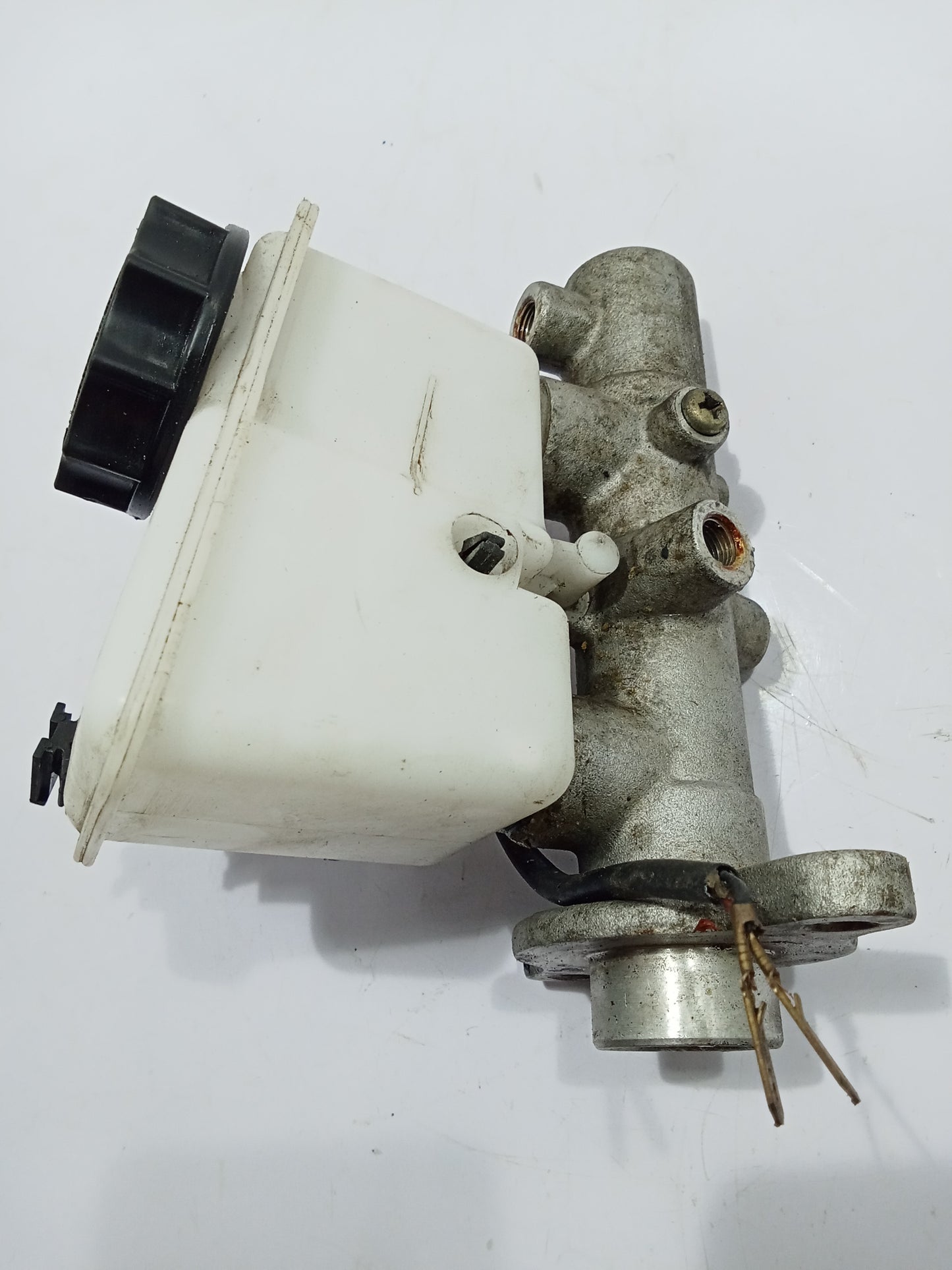 Ford Lynx 2002 Brake Master GENUINE ORIGINAL SURPLUS