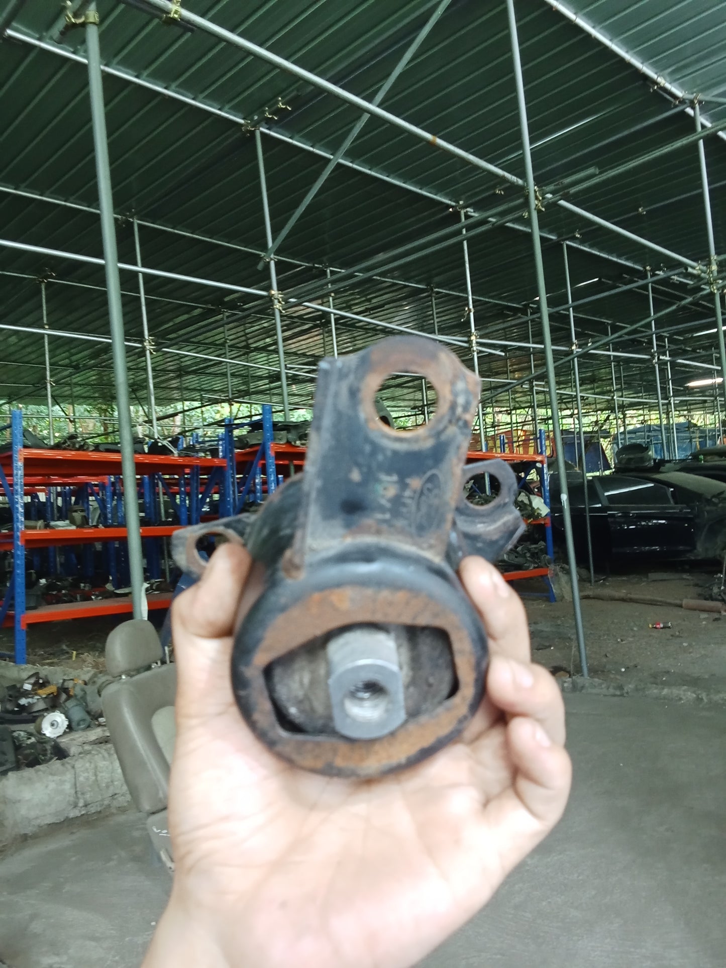 Ford Fiesta 1.4 Transmission Support GENUINE ORIGINAL SURPLUS