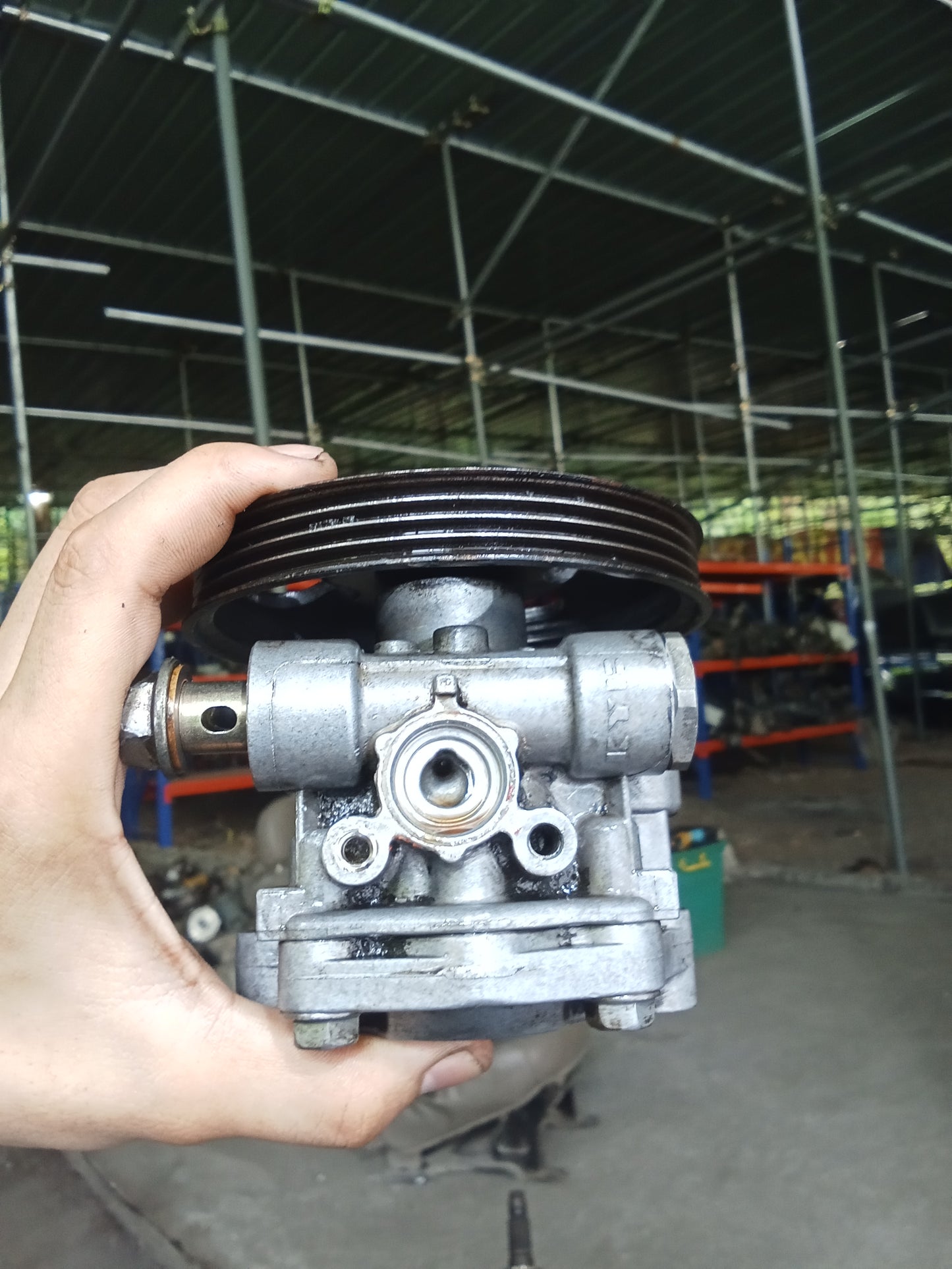 Ford Lynx 2002 Steering Pump GENUINE ORIGINAL SURPLUS