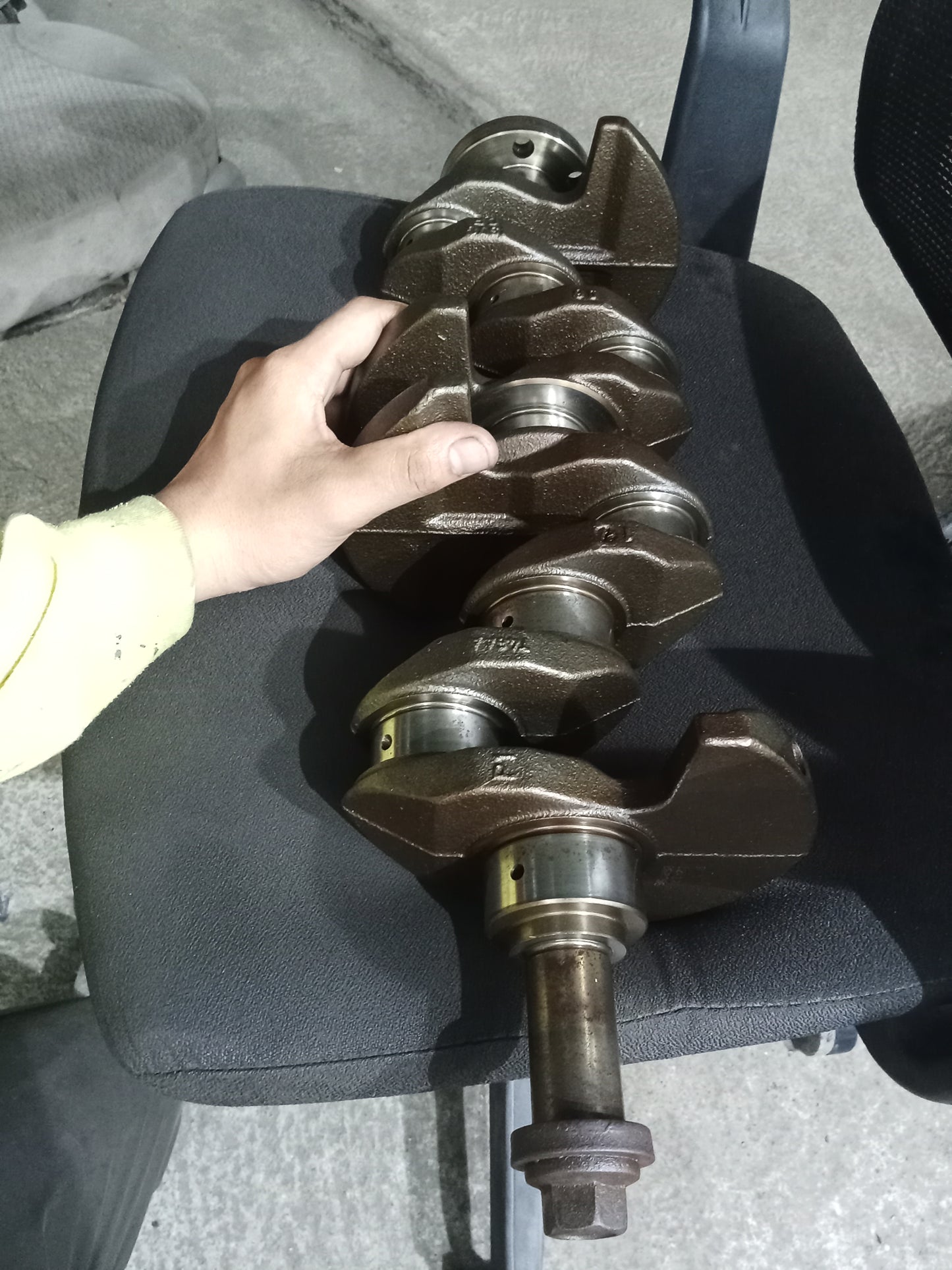 Ford Escape 2.0 Crankshaft (Segunyal) GENUINE ORIGINAL SURPLUS