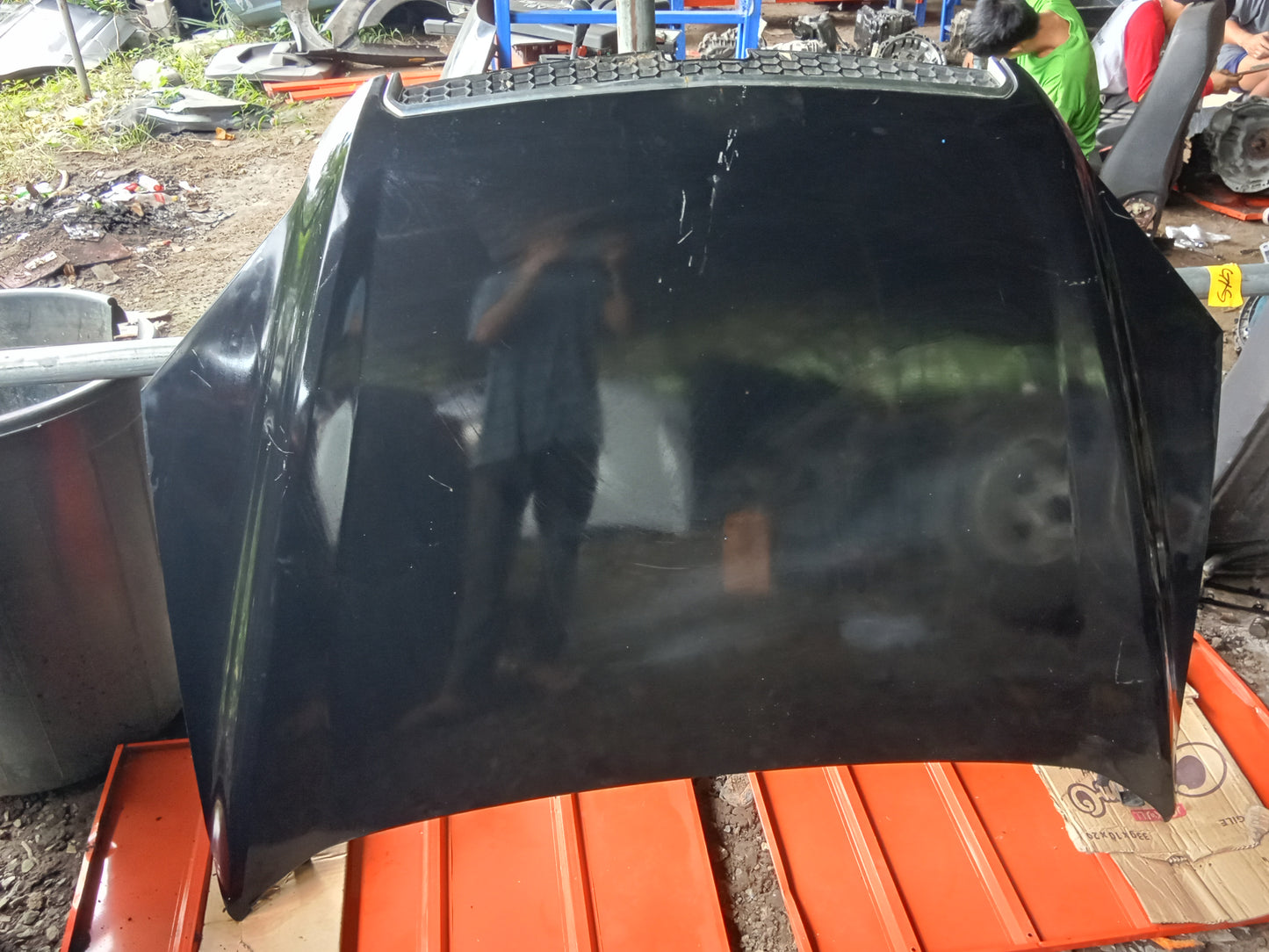 Chevrolet Captiva Gas Hood GENUINE ORIGINAL SURPLUS