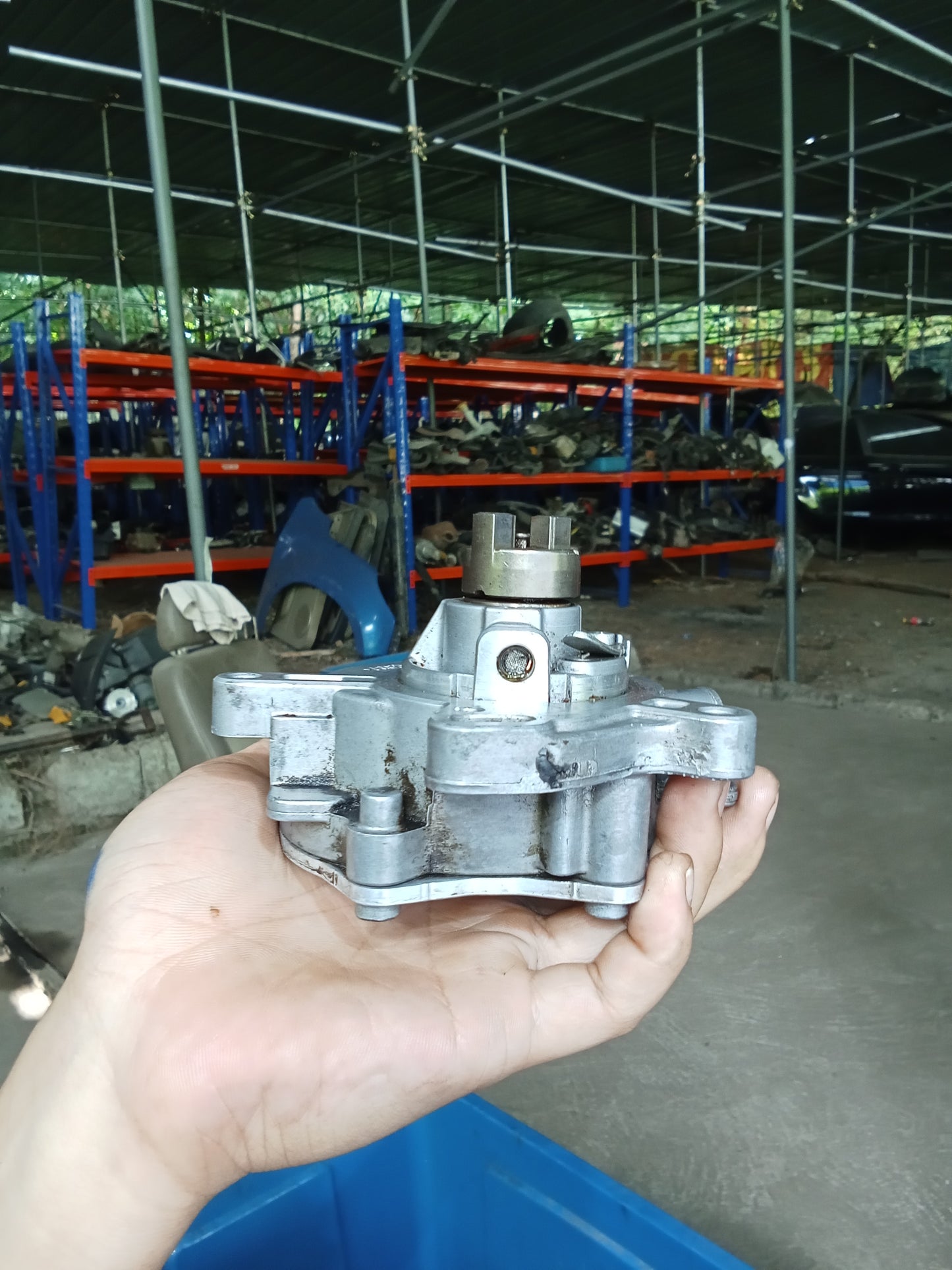 Ford Fiesta 1.0 Ecoboost Vacuum Pump GENUINE ORIGINAL SURPLUS