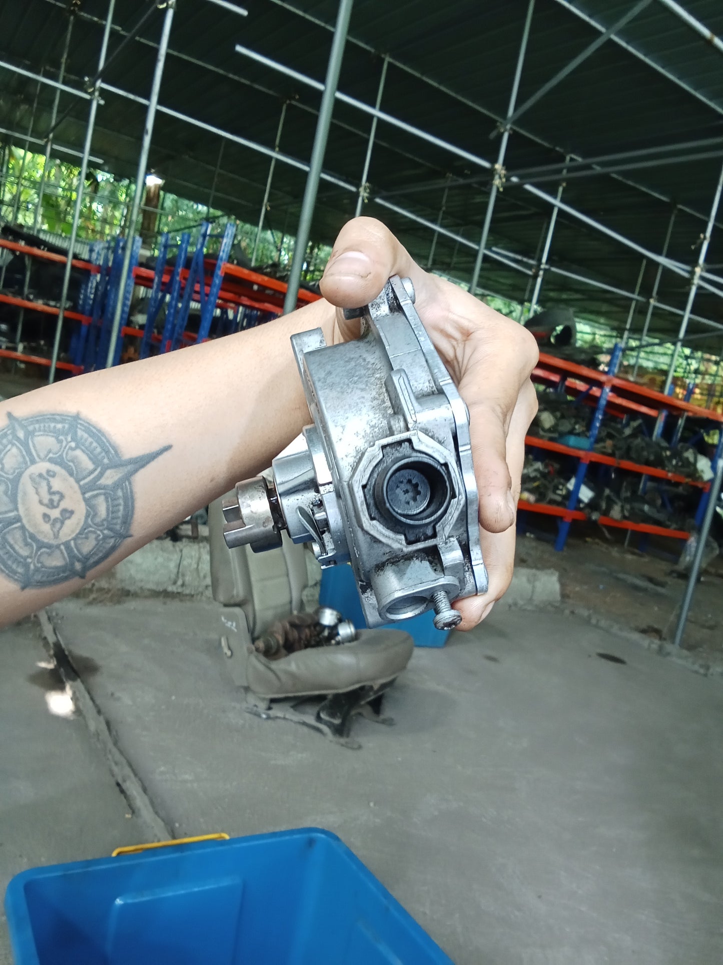 Ford Fiesta 1.0 Ecoboost Vacuum Pump GENUINE ORIGINAL SURPLUS