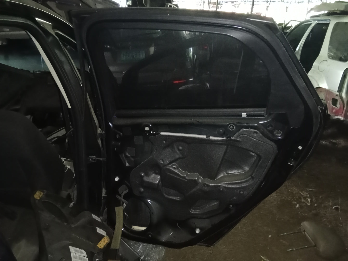 Ford Focus Gas 1.6 Bare Door Shell Rear Passenger Side GENUINE ORIGINAL SURPLUS