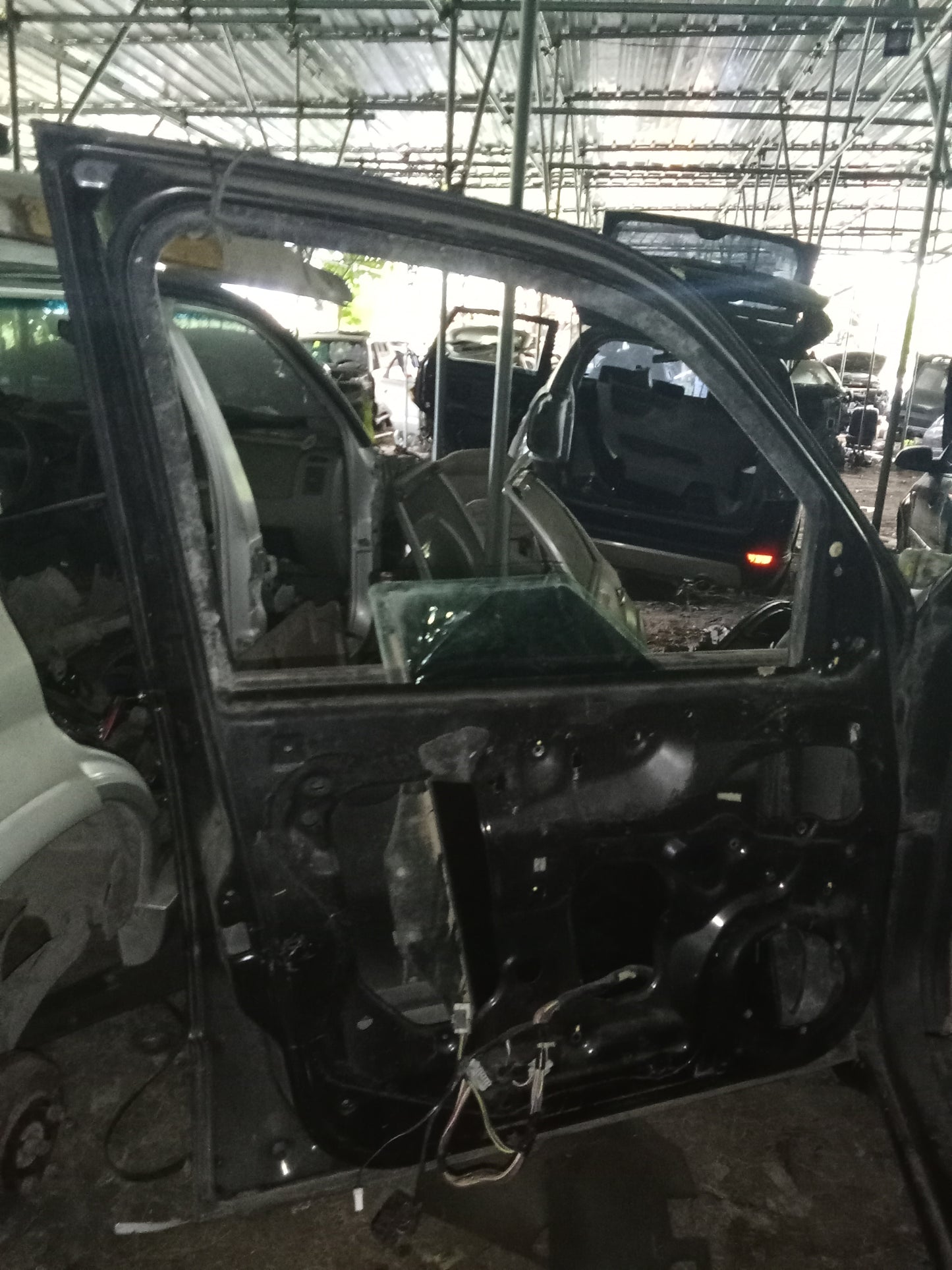 Ford Escape 2.3 Bare Door Shell Front Driver Side GENUINE ORIGINAL SURPLUS