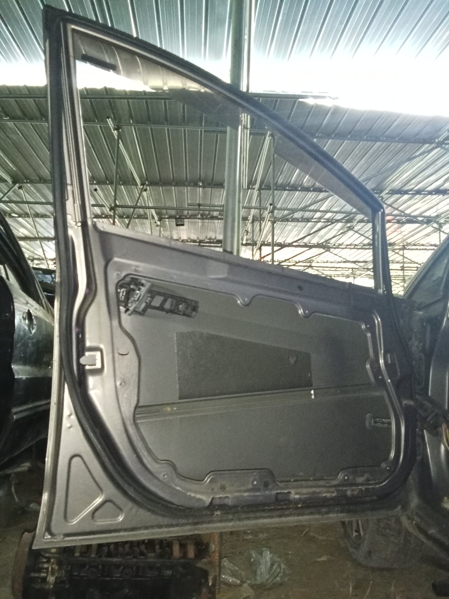 Ford Fiesta 1.6 Matic Bare Door Shell Front Driver Side