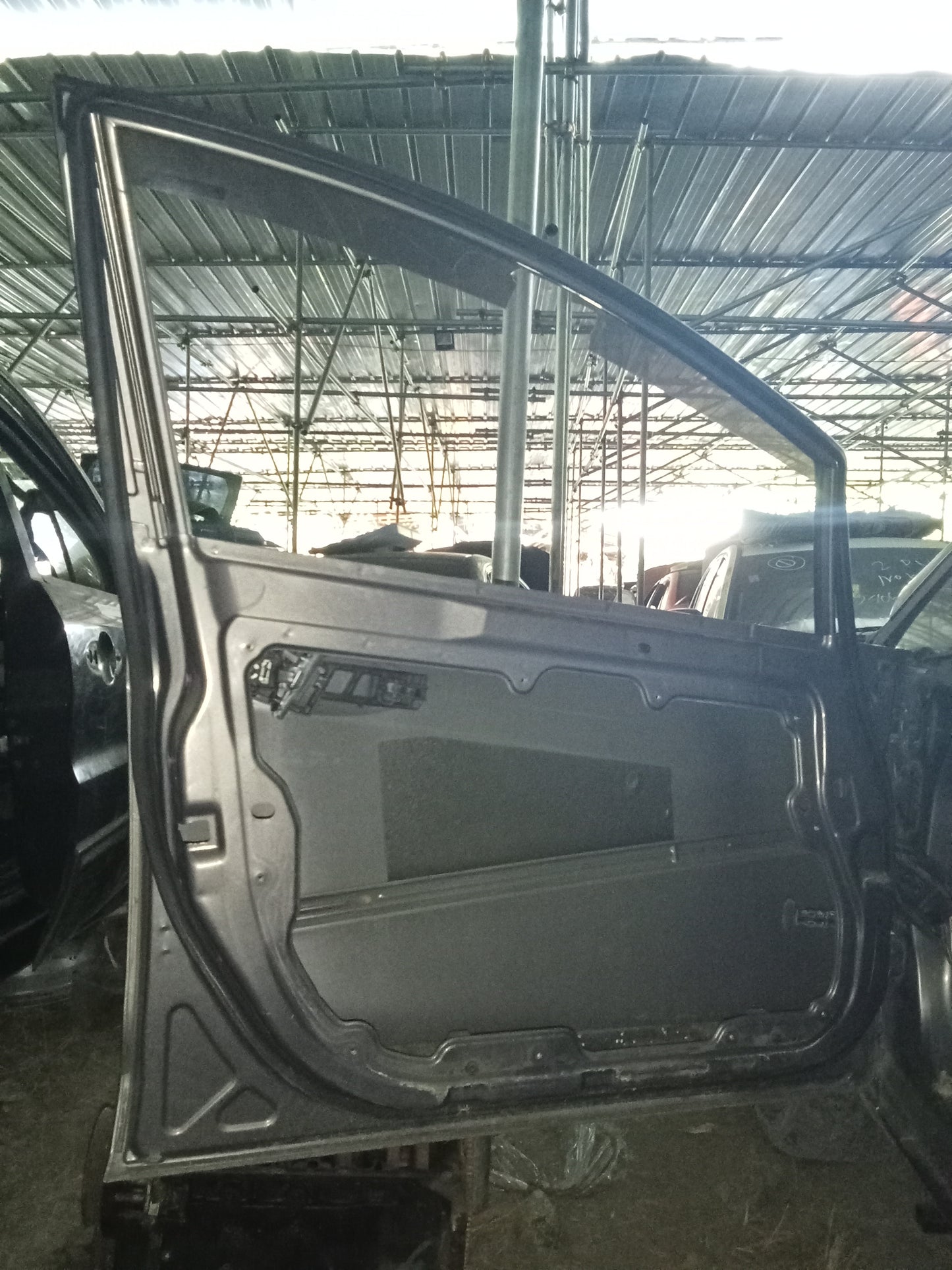 Ford Fiesta 1.6 Matic Bare Door Shell Front Driver Side