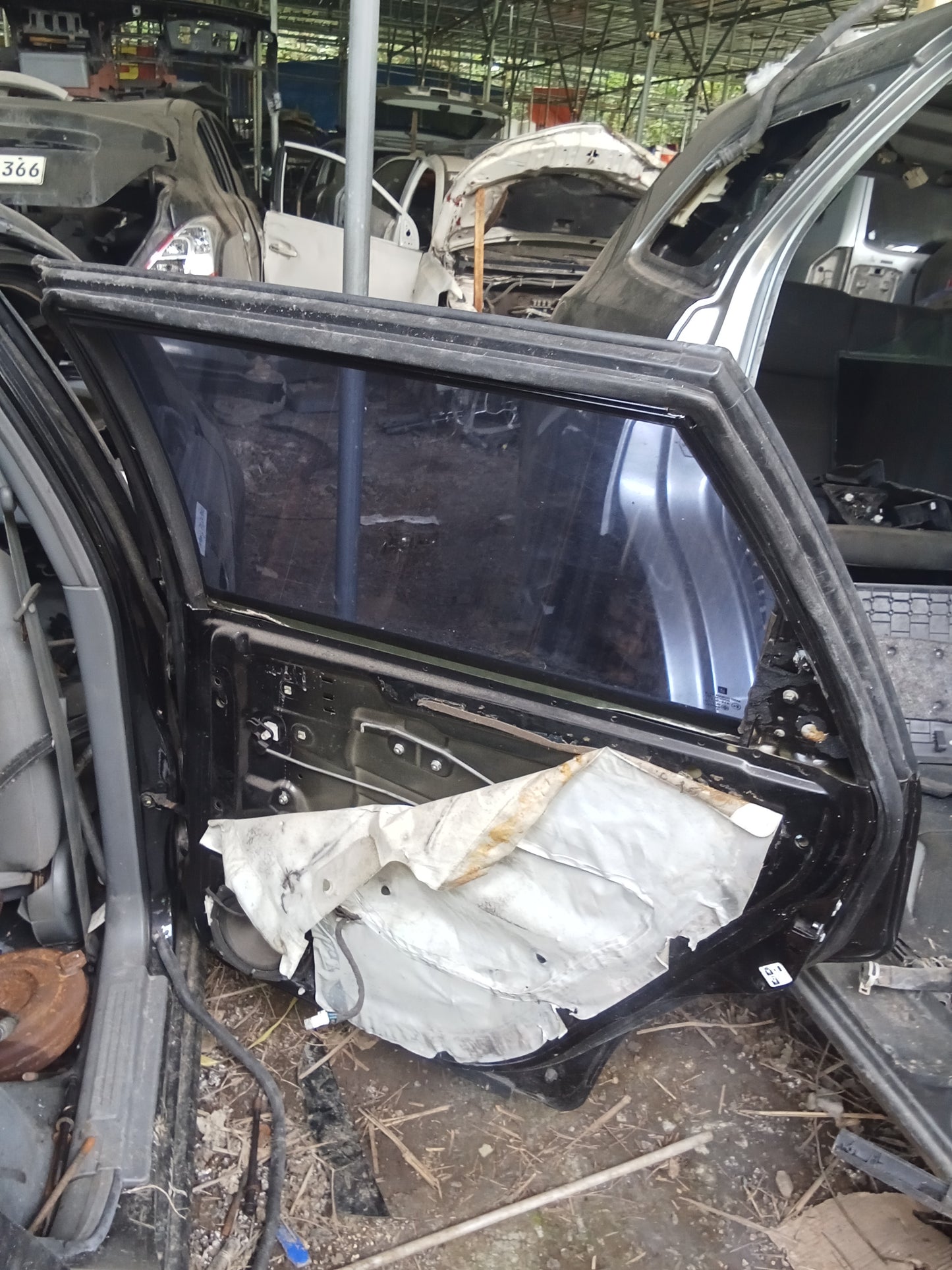 Chevrolet Optra Wagon 1.6 Bare Door Shell Rear Passenger Side GENUINE ORIGINAL SURPLUS