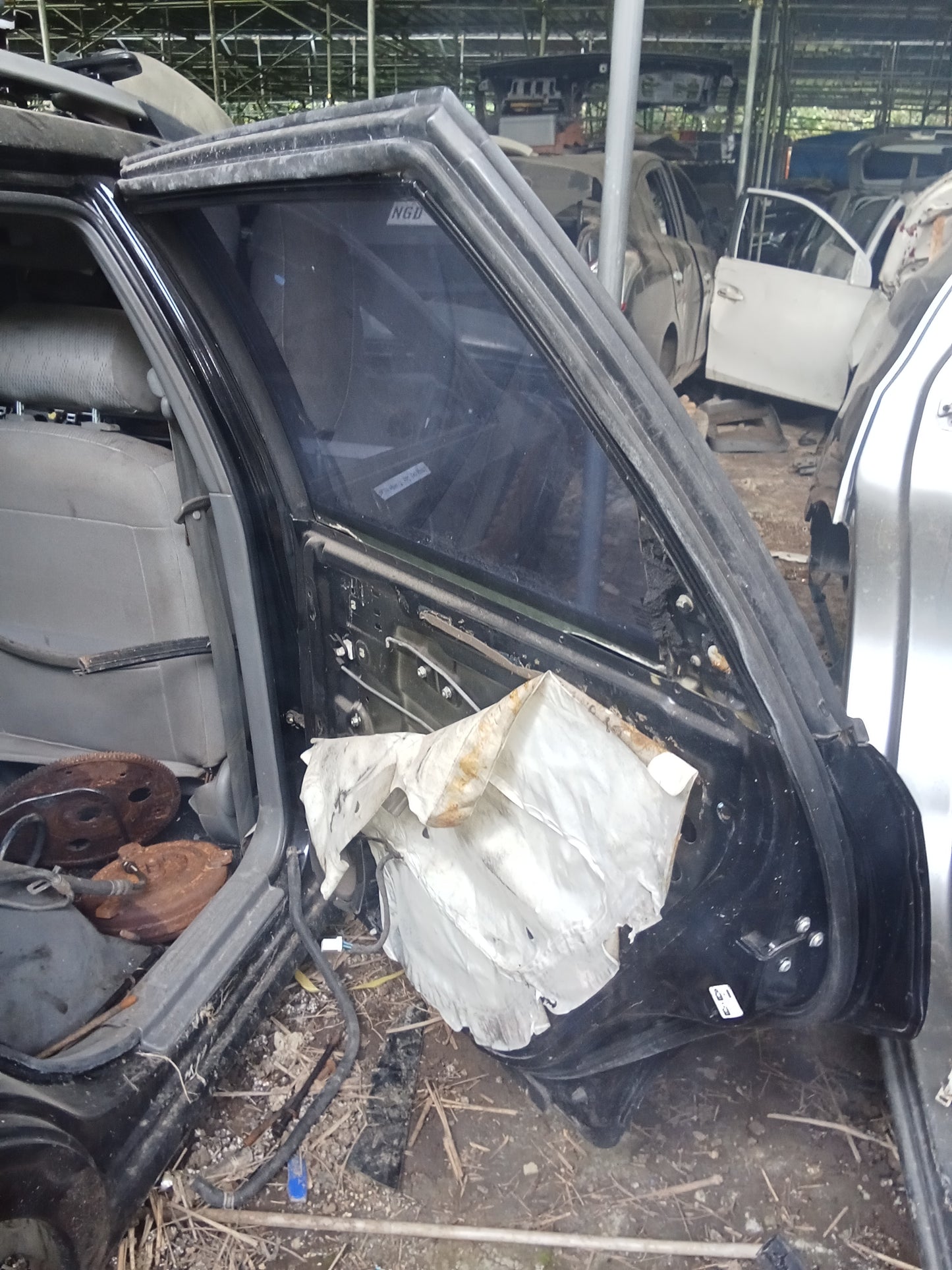 Chevrolet Optra Wagon 1.6 Bare Door Shell Rear Passenger Side GENUINE ORIGINAL SURPLUS