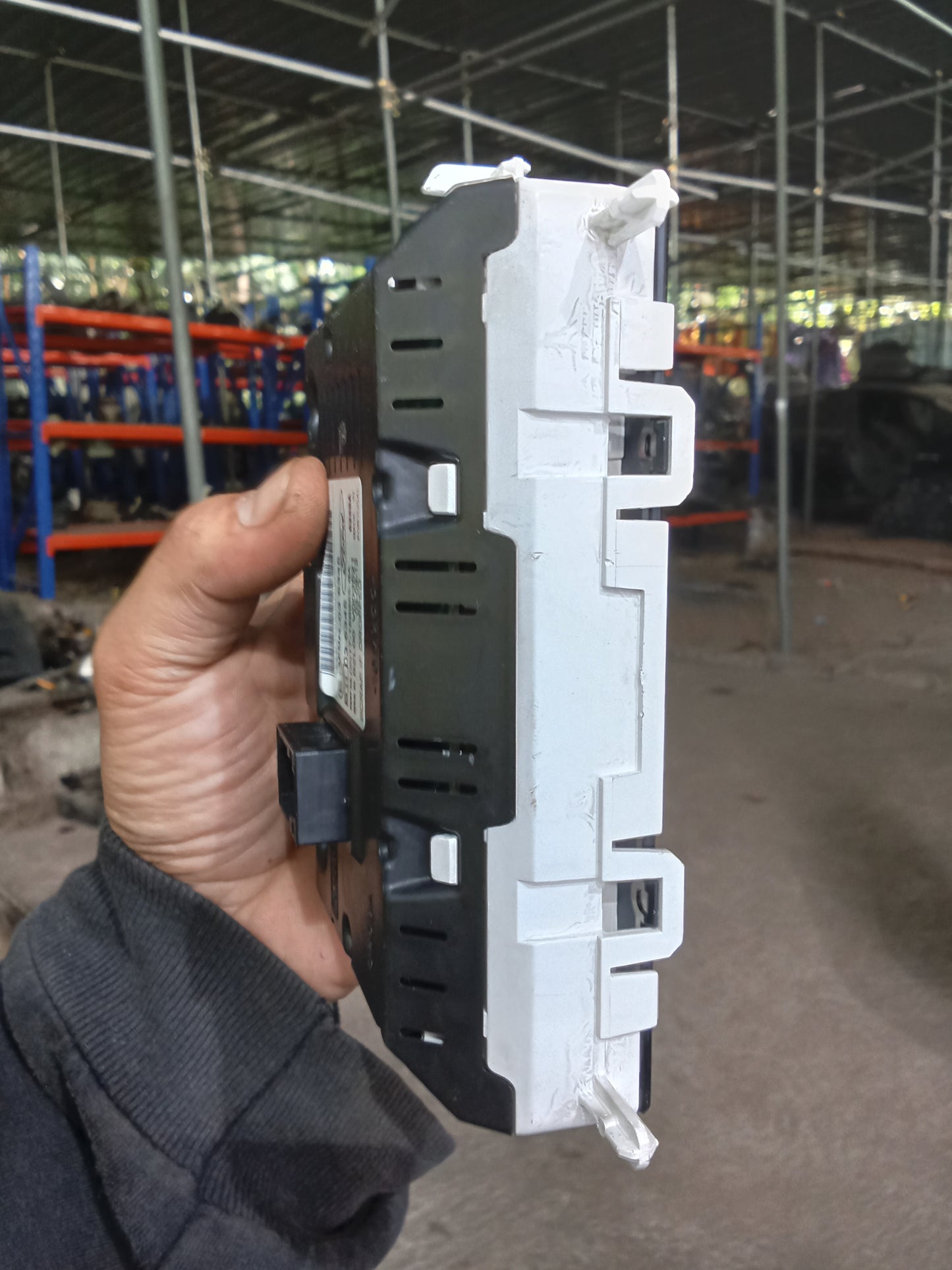 Ford Fiesta 1.0 Ecoboost Digital Clock GENUINE ORIGINAL SURPLUS