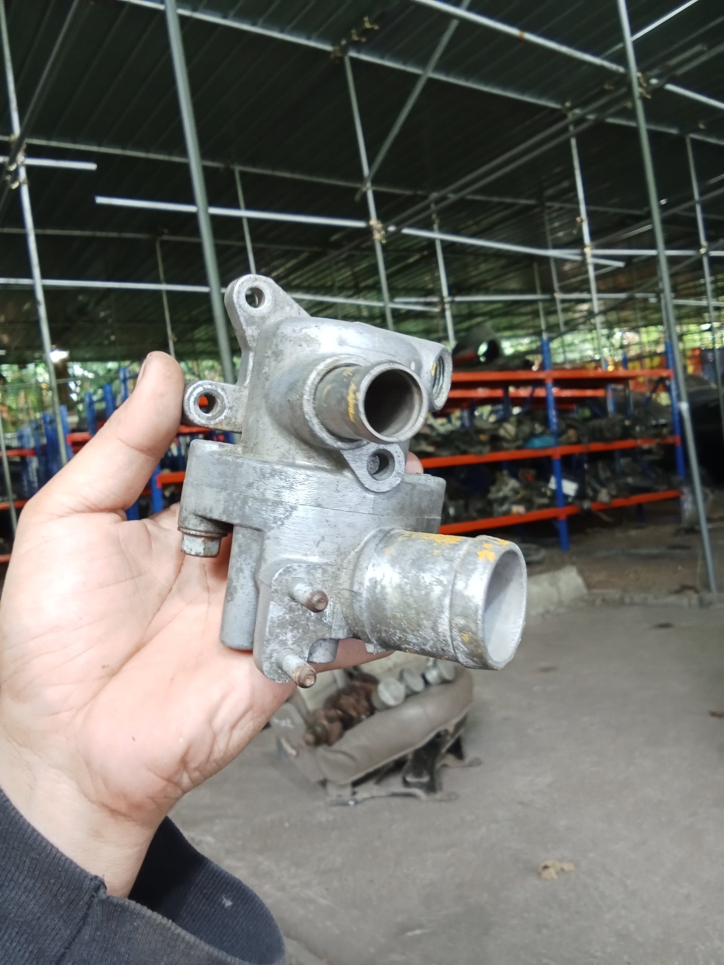 Chevrolet Optra 1.6 2003 Thermostat Housing GENUINE ORIGINAL SURPLUS