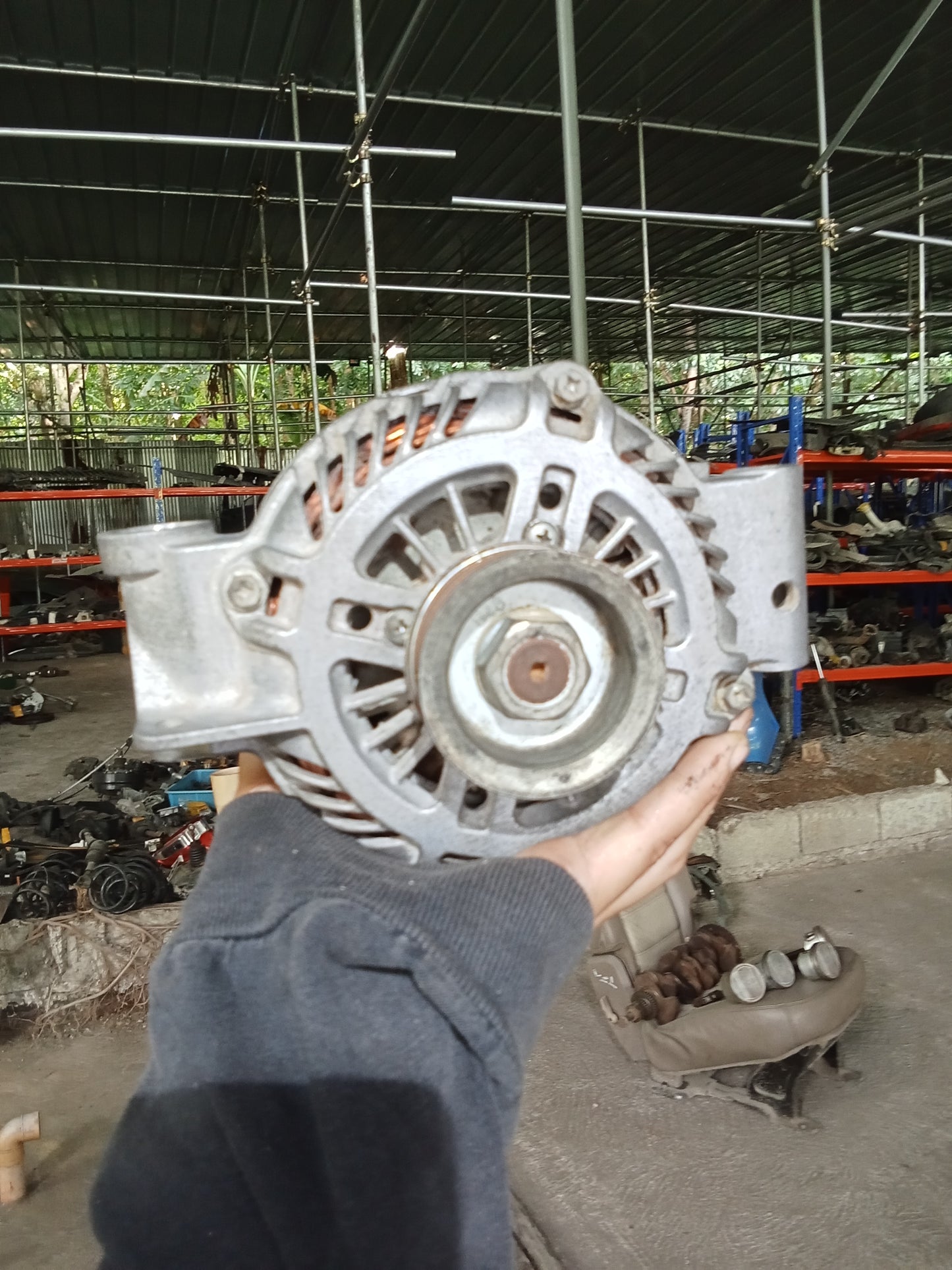 Mazda Tribute 2.3 Alternator GENUINE ORIGINAL SURPLUS