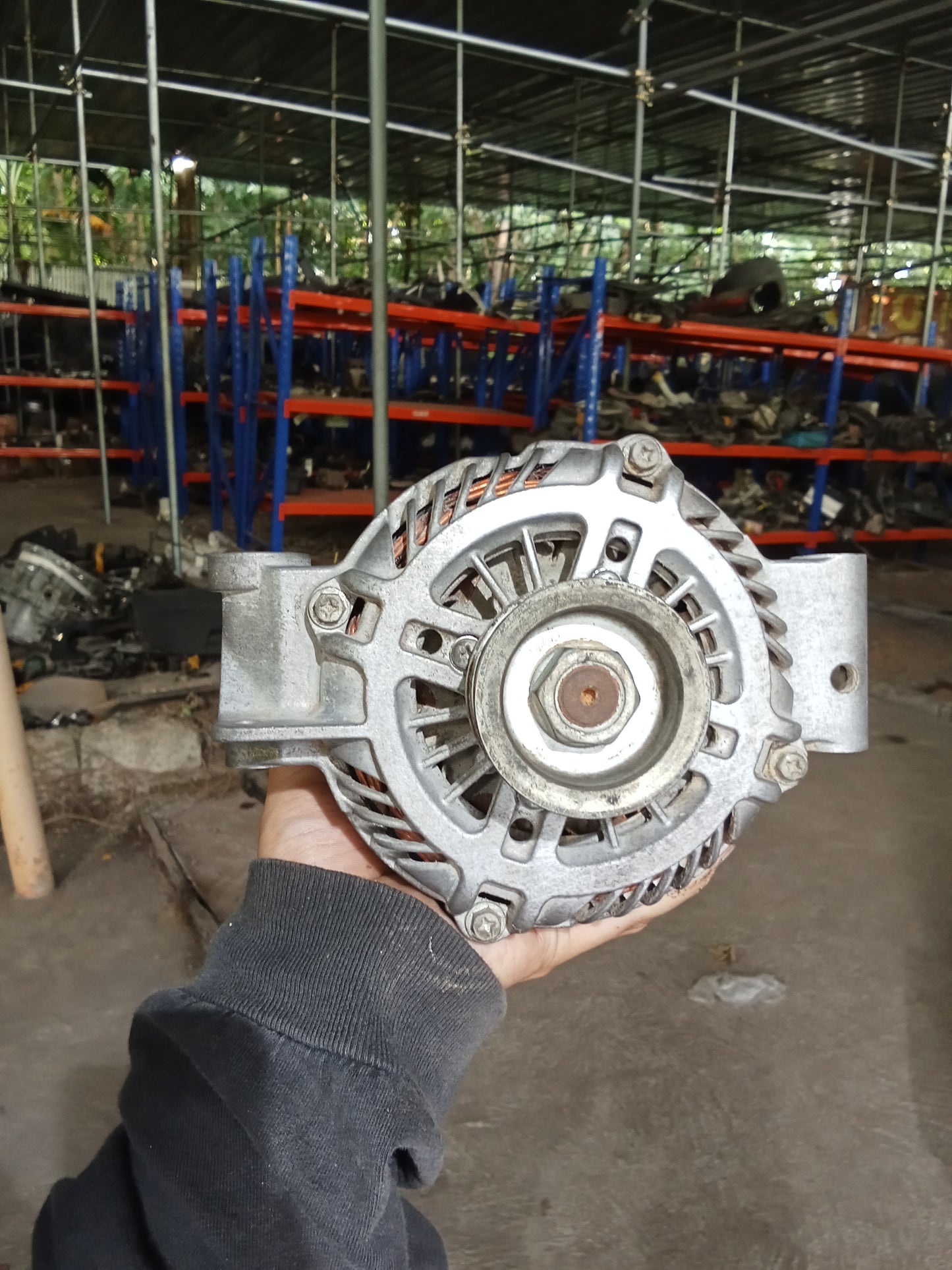 Mazda Tribute 2.3 Alternator GENUINE ORIGINAL SURPLUS