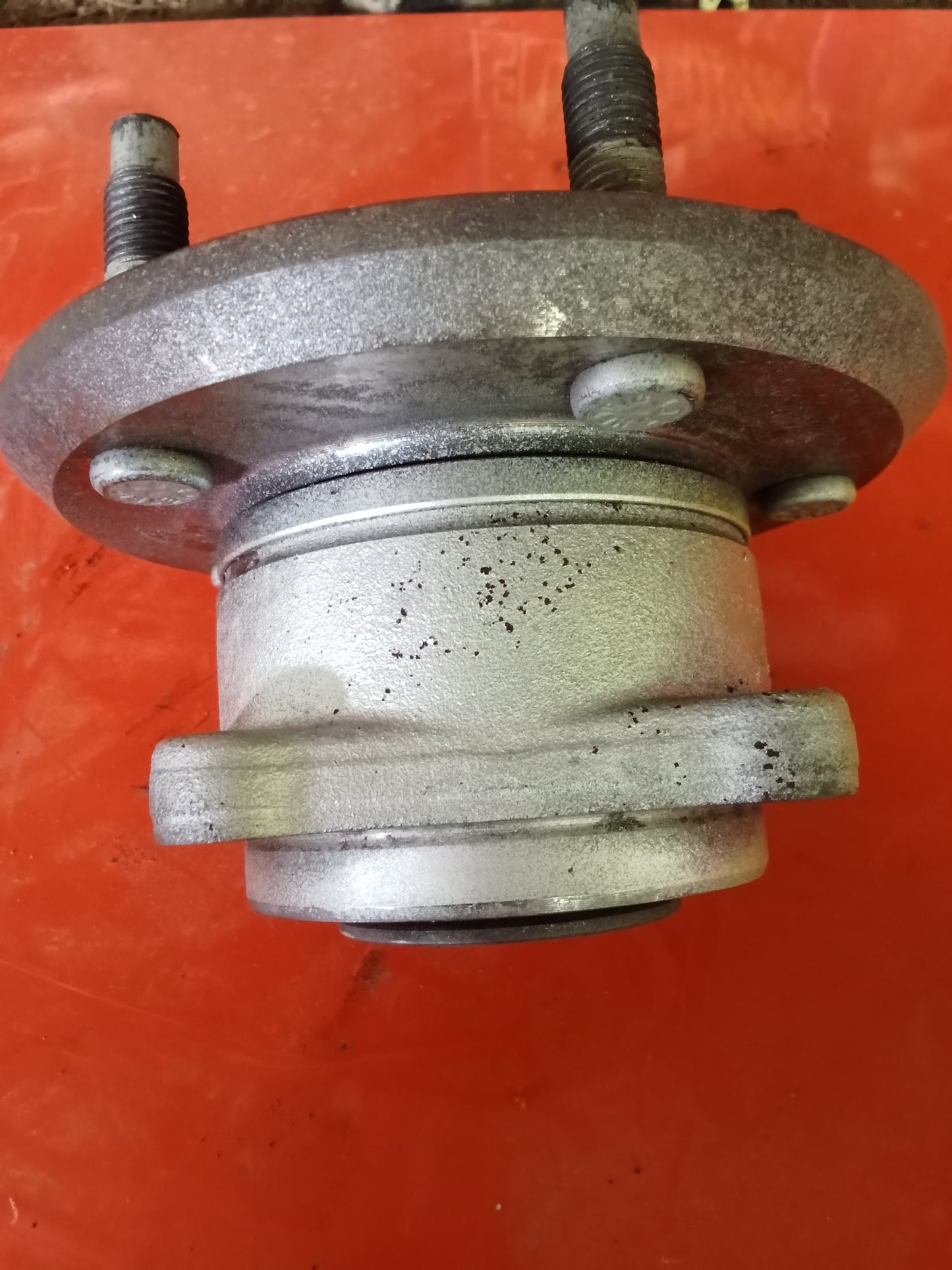 Wheel Hub D/S | Chevrolet Captiva