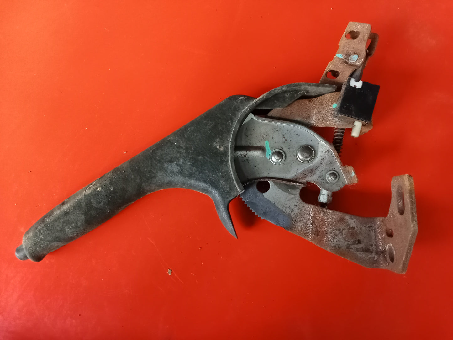 Hand Break | Vios Robin