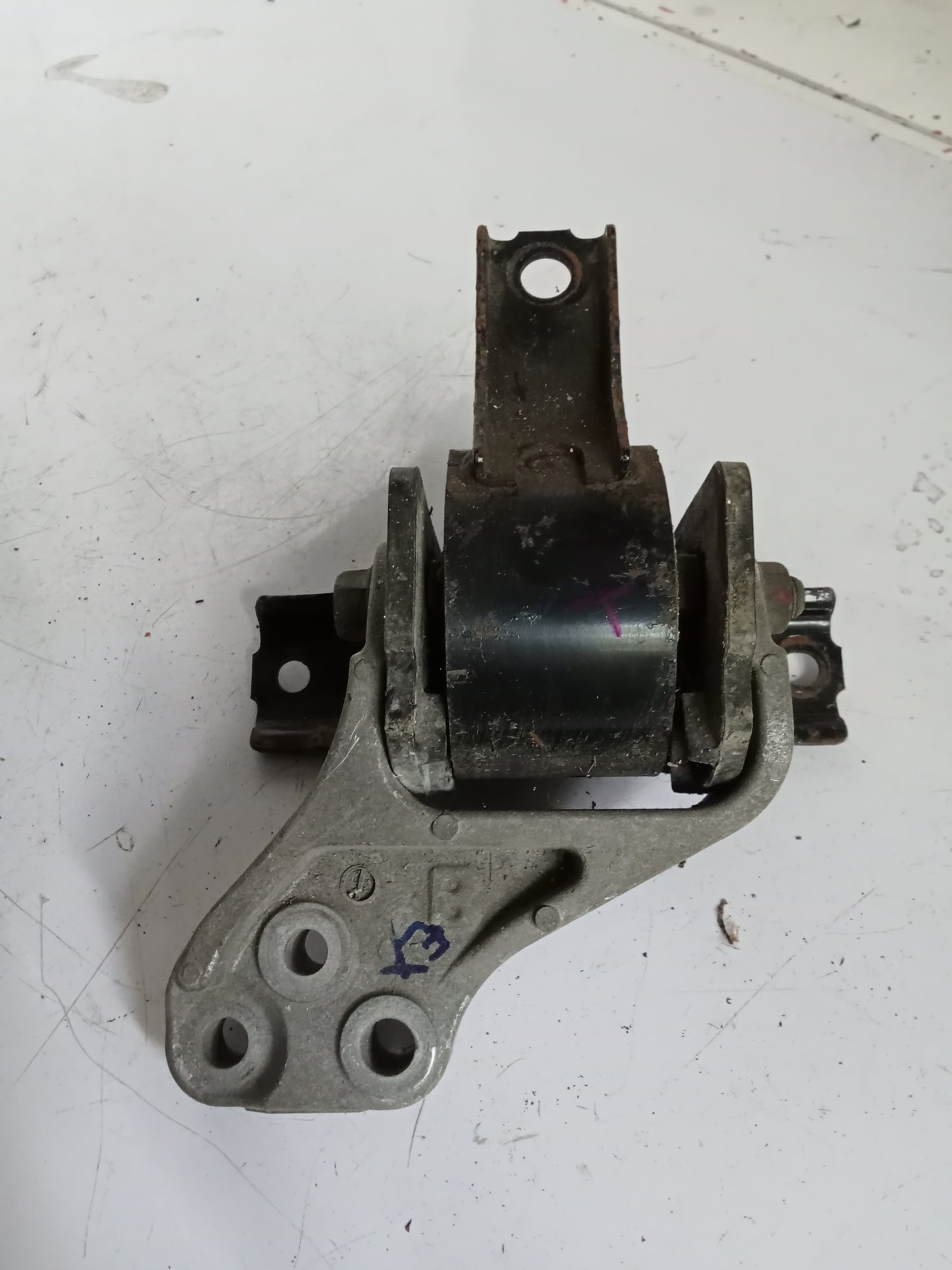 Engine Mount | Mitsubishi Lancer