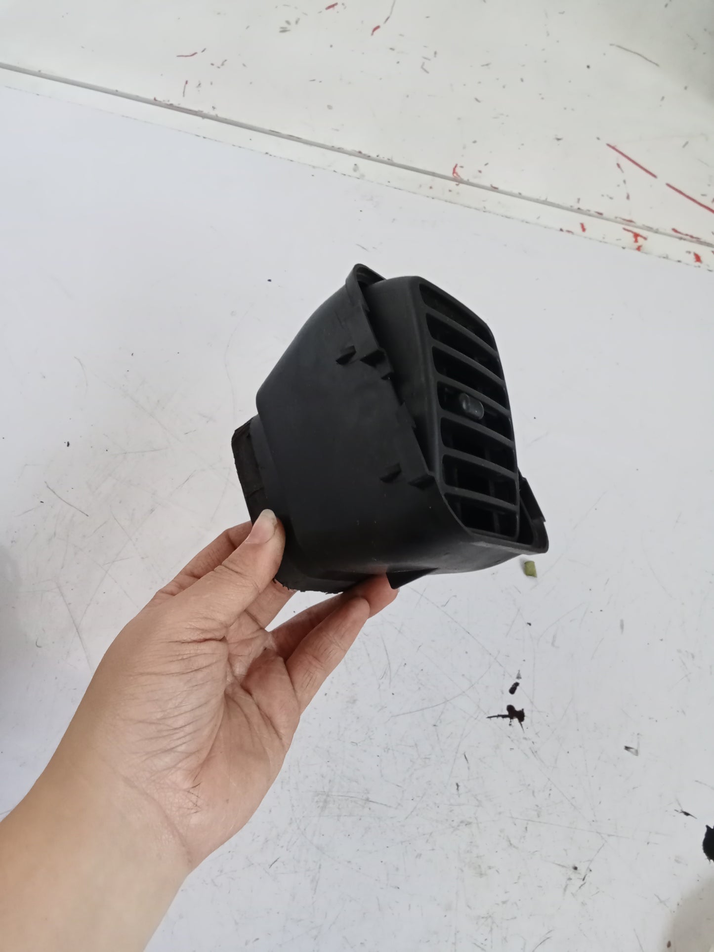 Aircon Vent L/S |  Ford Escape 2.3