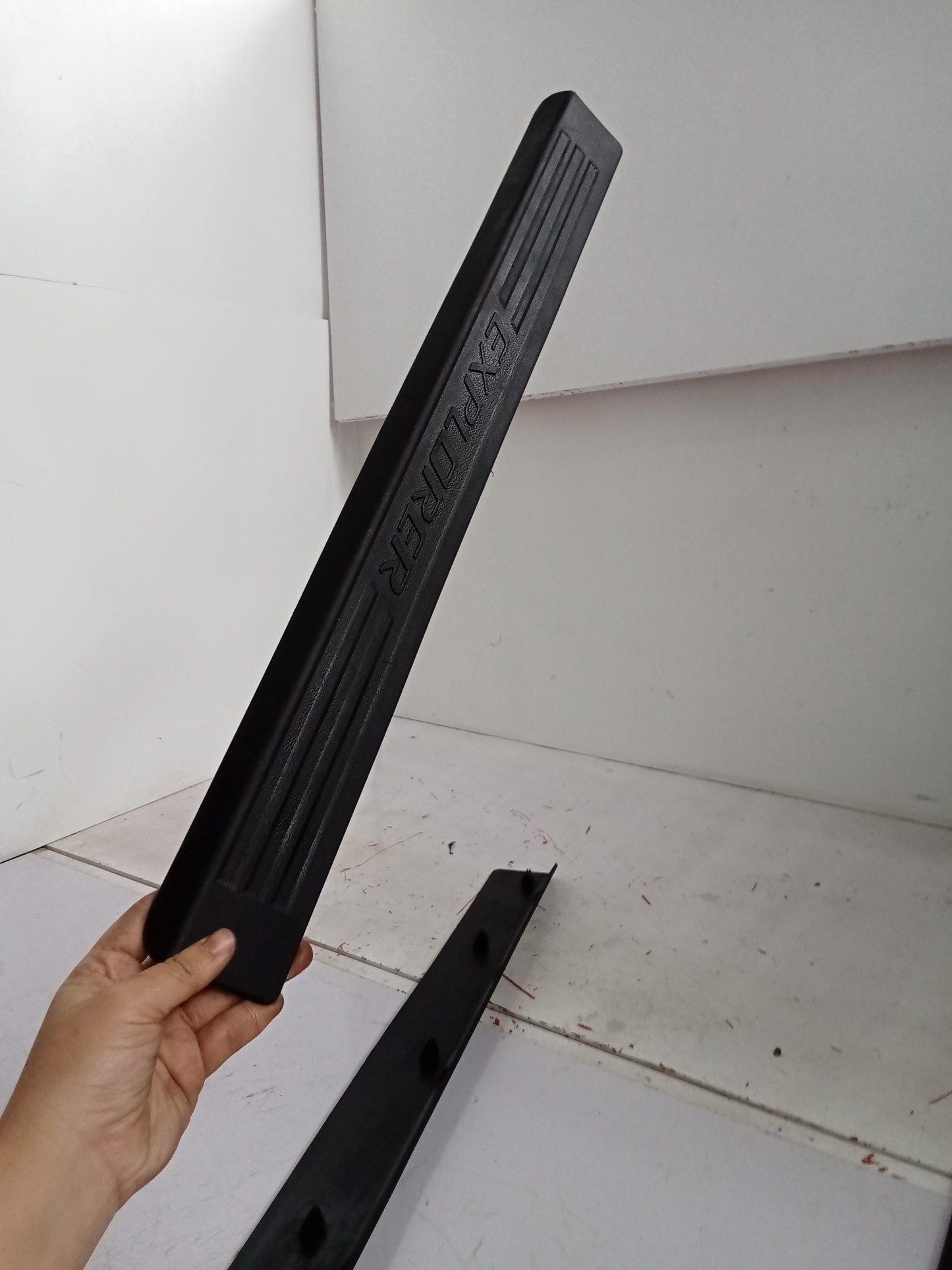 Pair Step Floor Scuff Plate | Ford Explorer