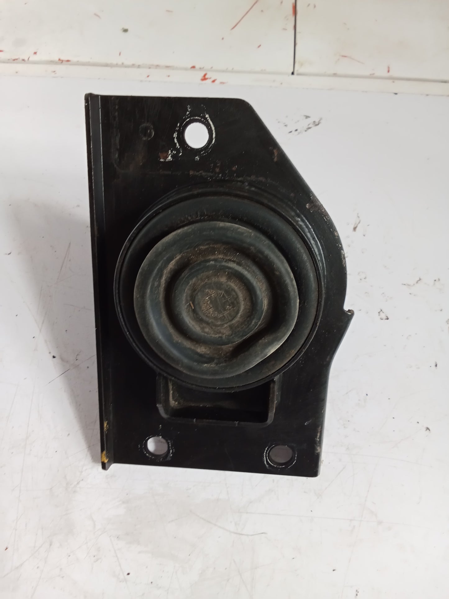 Engine Support | Ford Escape 2.3