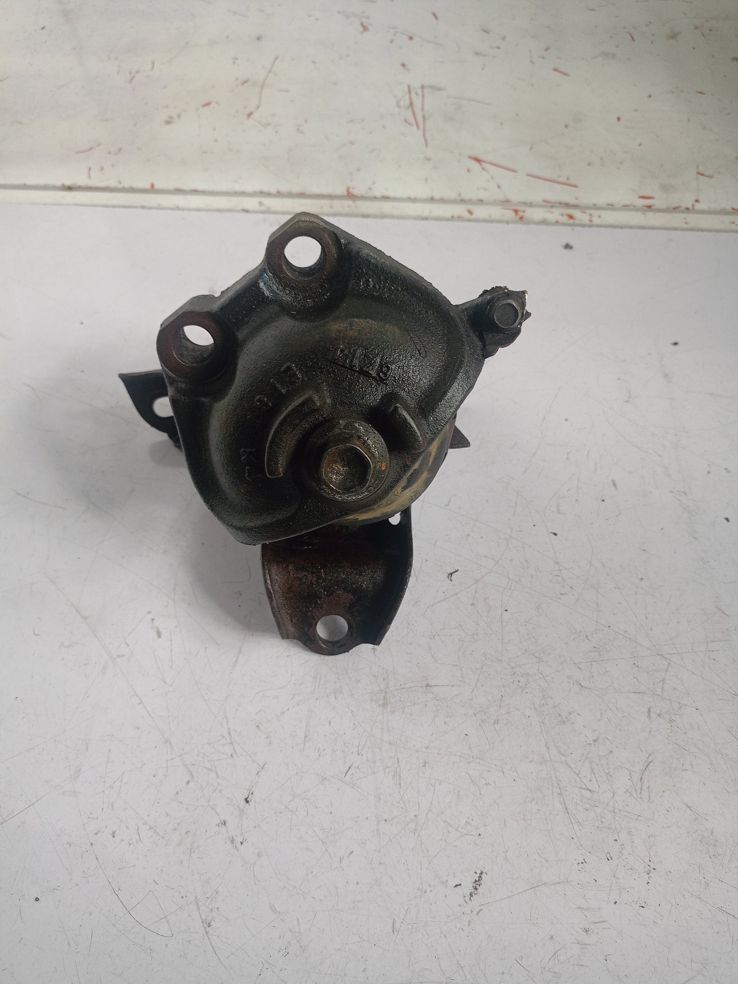 Engine Support | Ford Escape 2.3