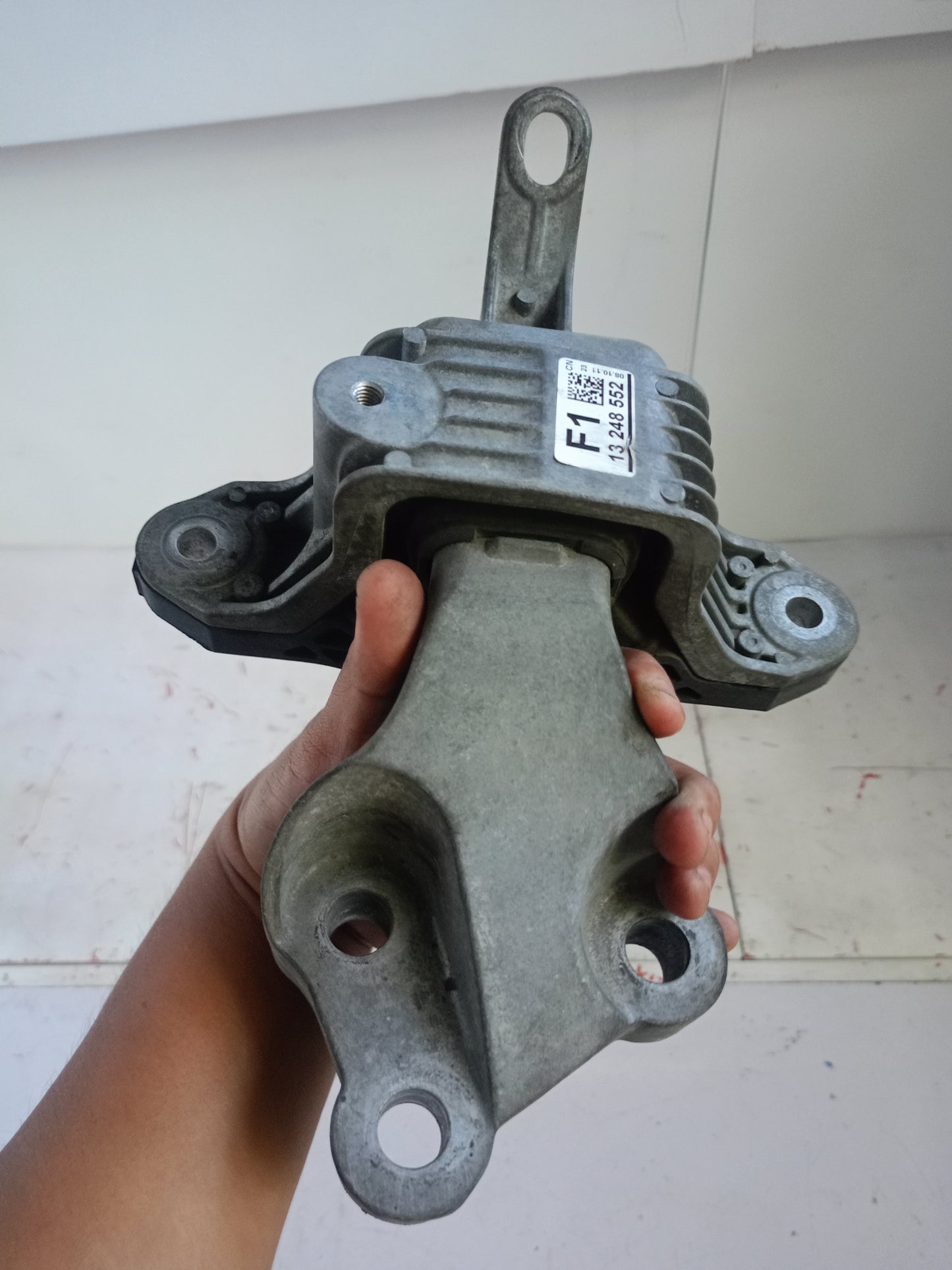 Engine Support | Chevrolet Cruze