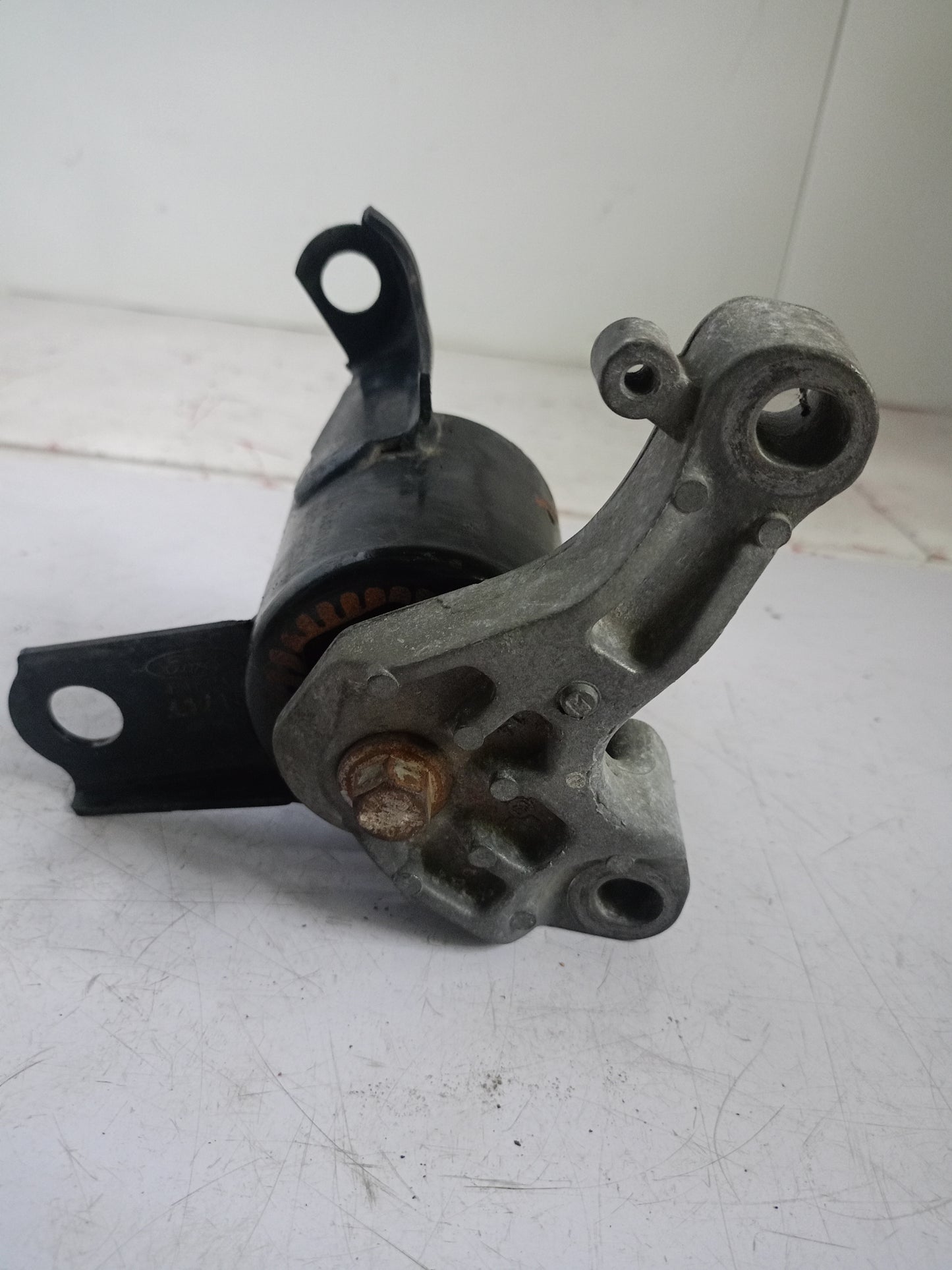Engine Support | Ford Ecosports
