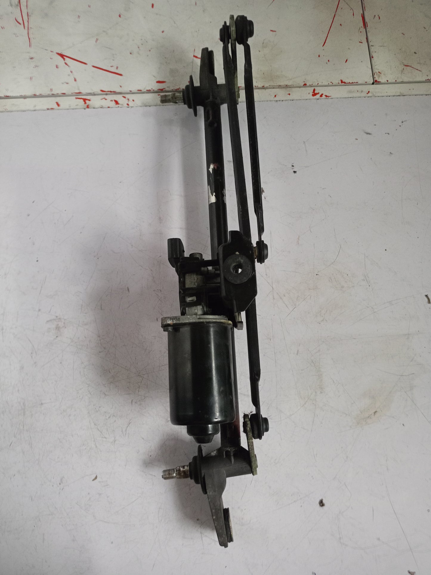 Wiper Linkage | Hyundai Tucson CRDI