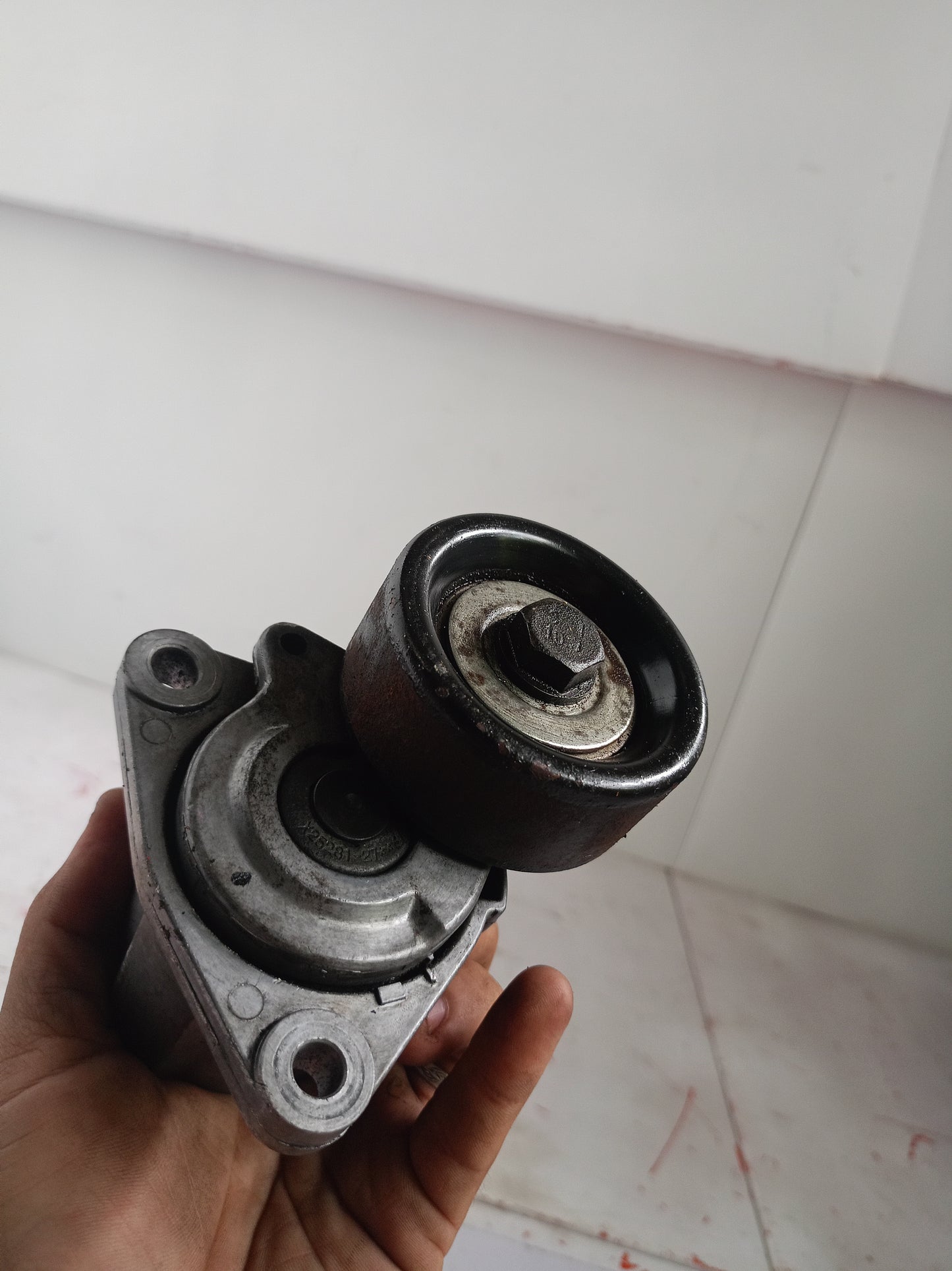 Belt Tensioner | Hyundai Tucson CRDI