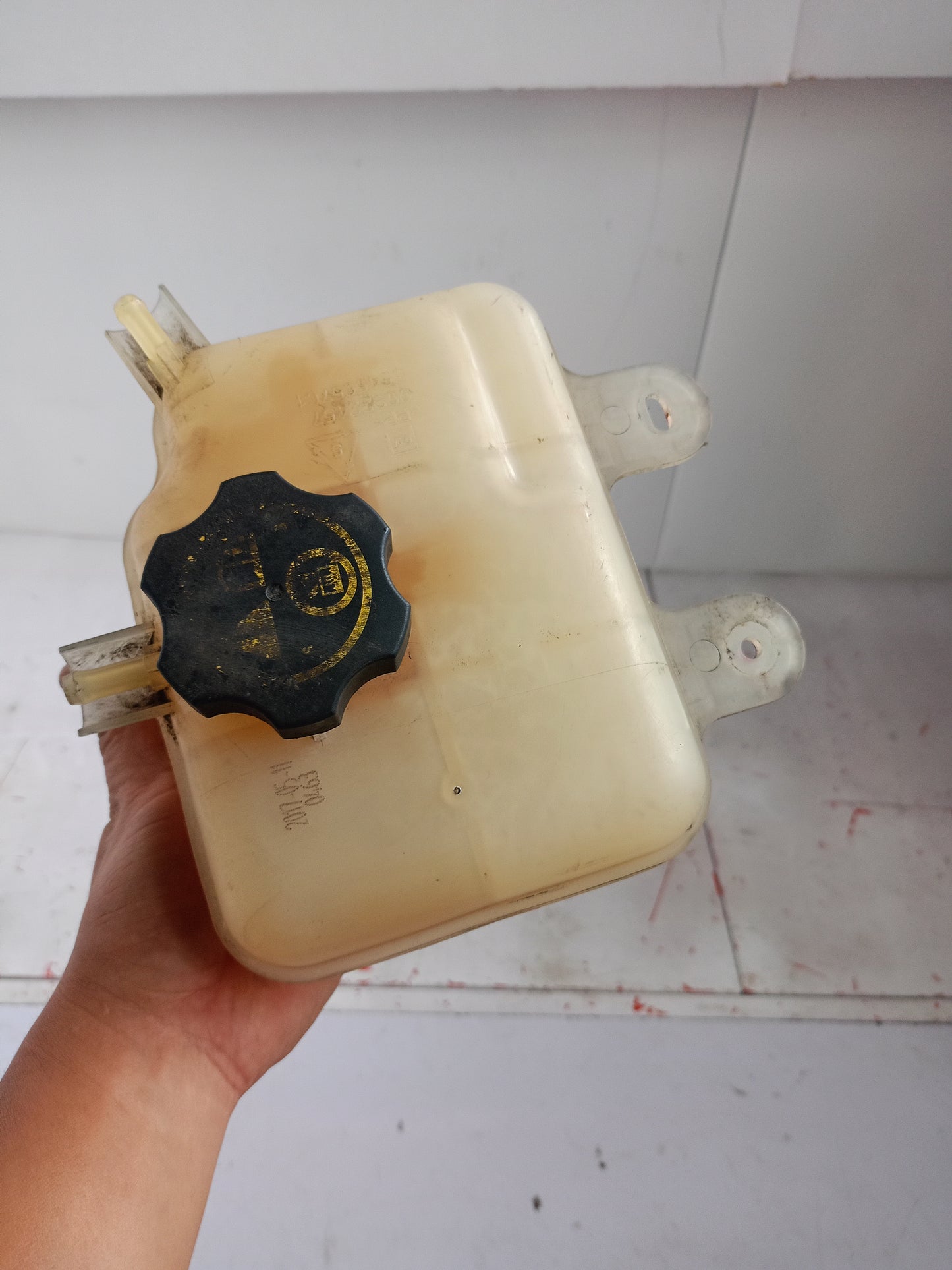 Coolant Tank | Chevrolet Sail