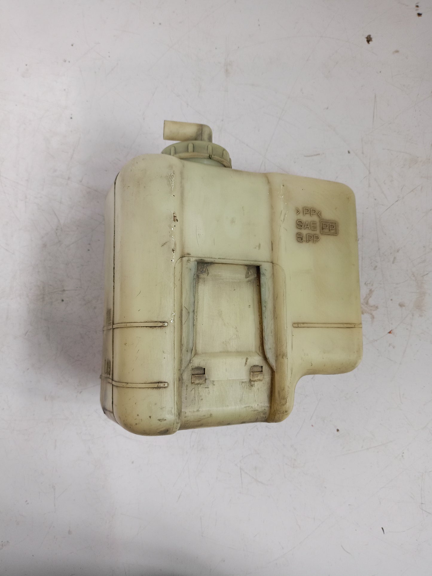 Coolant Tank | Pajero