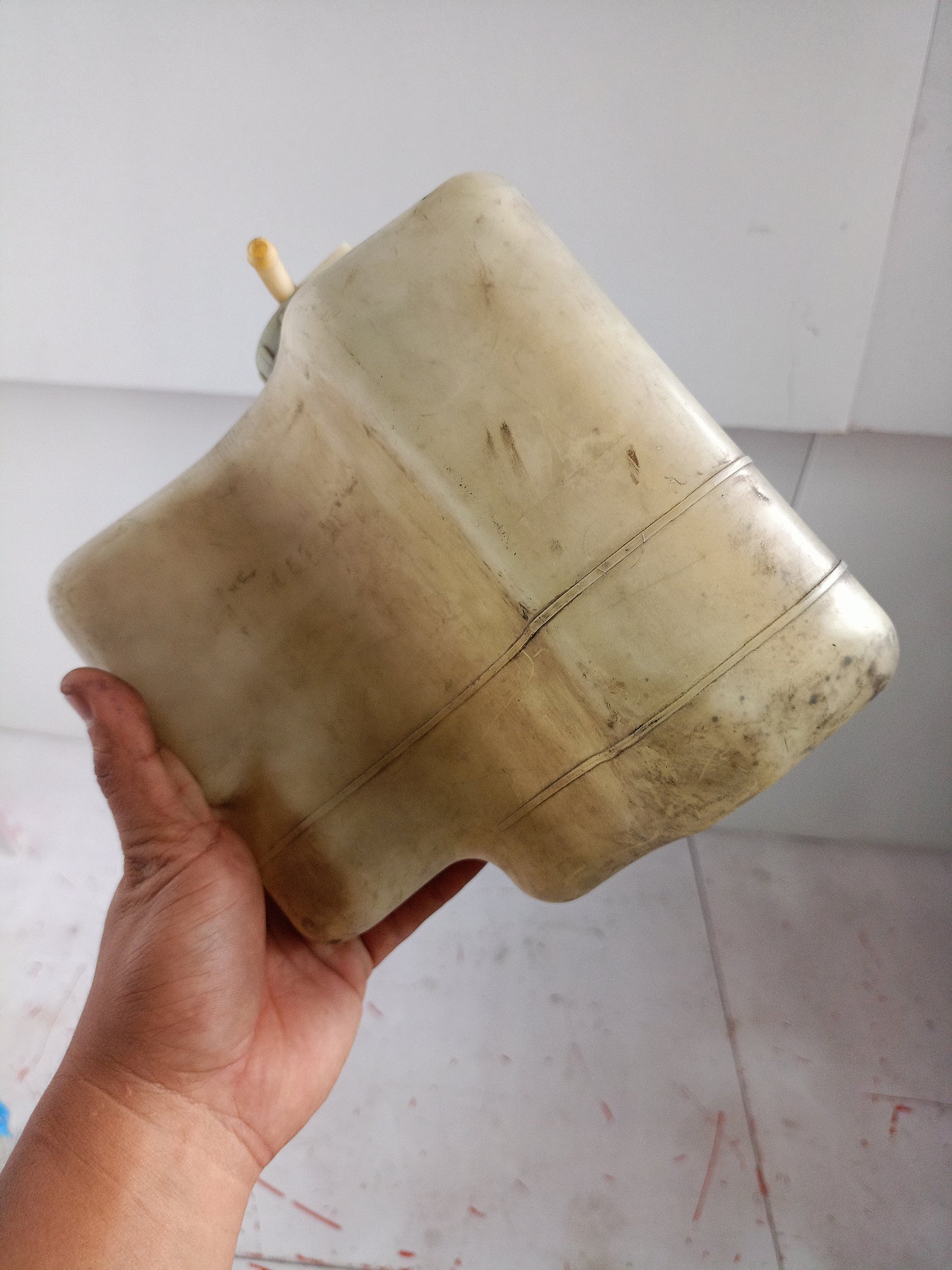 Coolant Tank | Pajero