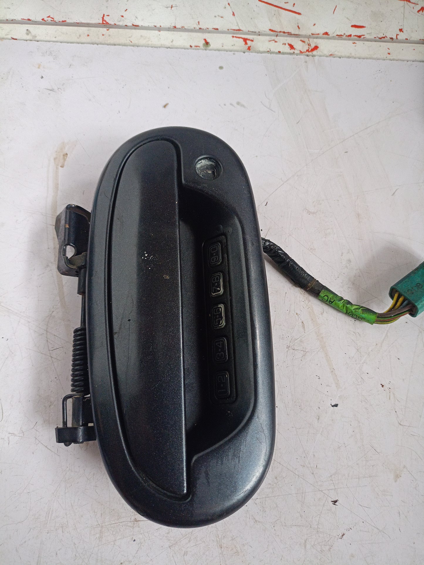 DS Outer Door Handle | Ford Expedition