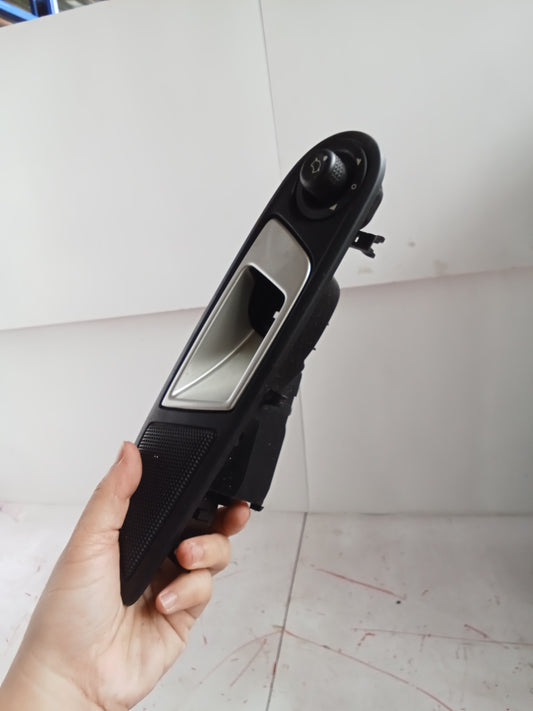 F/D/S Inner Door Handle |  Ford EcoSport