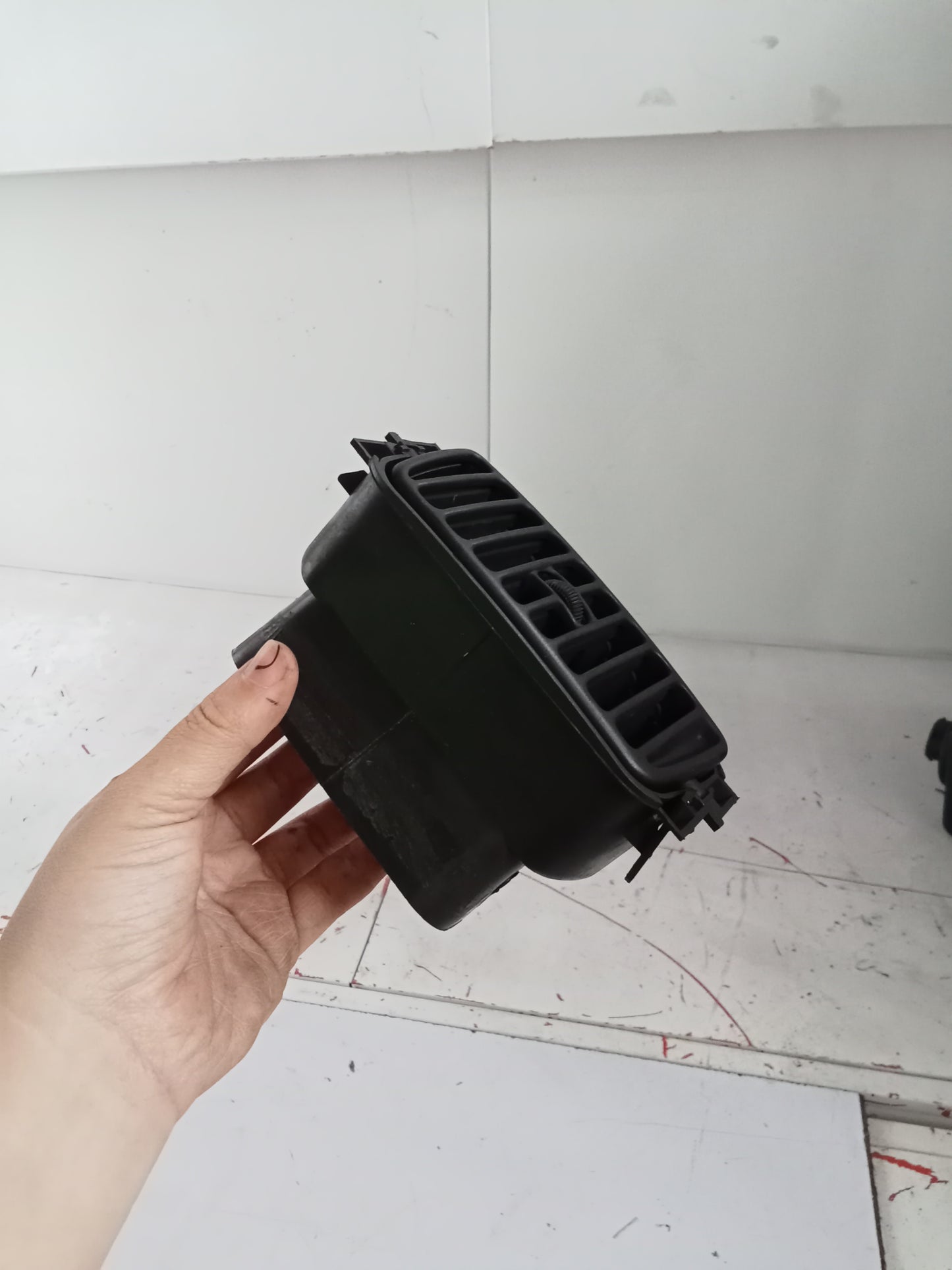 R/D/S AC Vent | Mazda Tribute