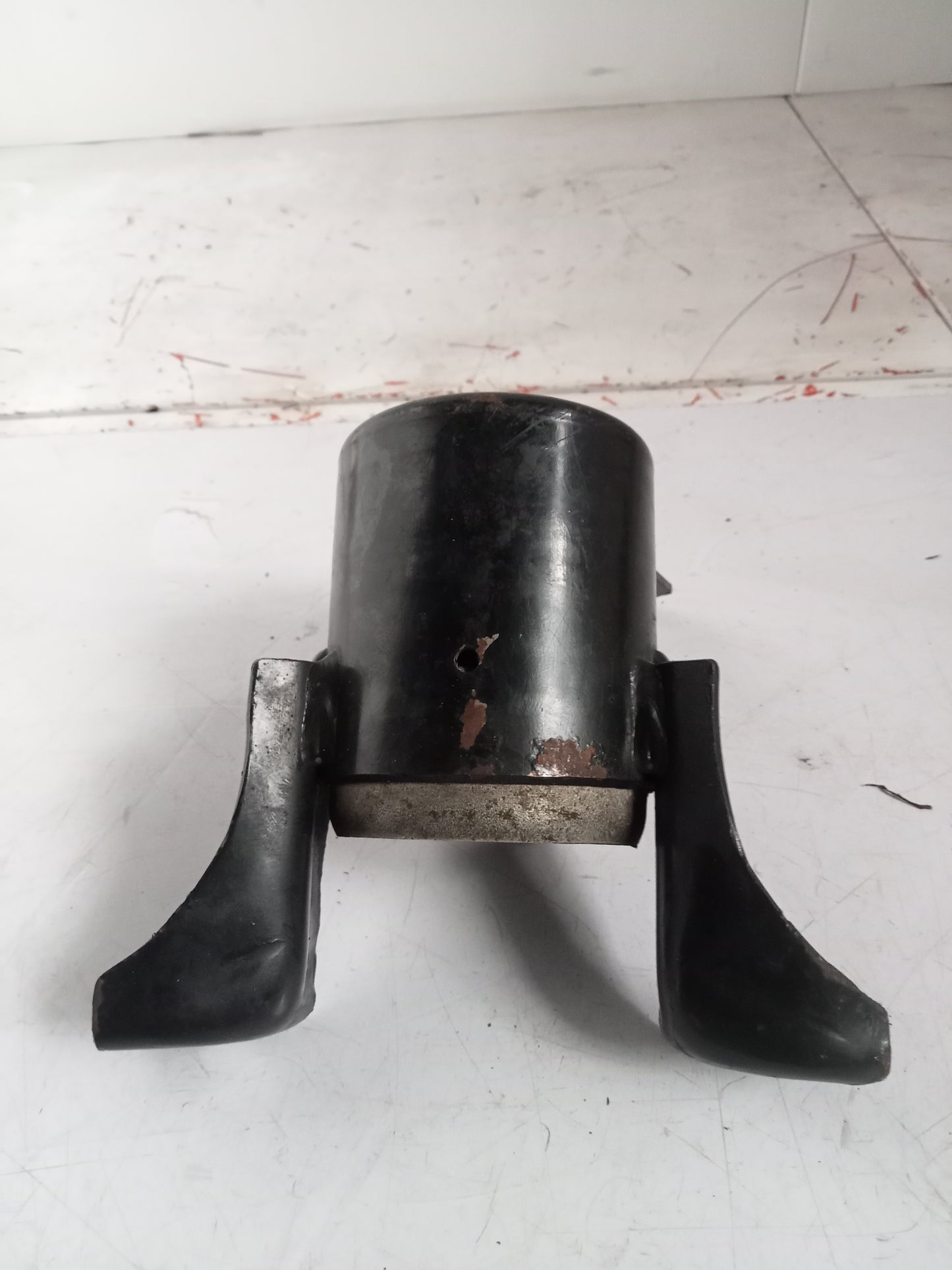 ENGINE SUPPORT - PASSENGER SIDE | FORD FIESTA 1.5