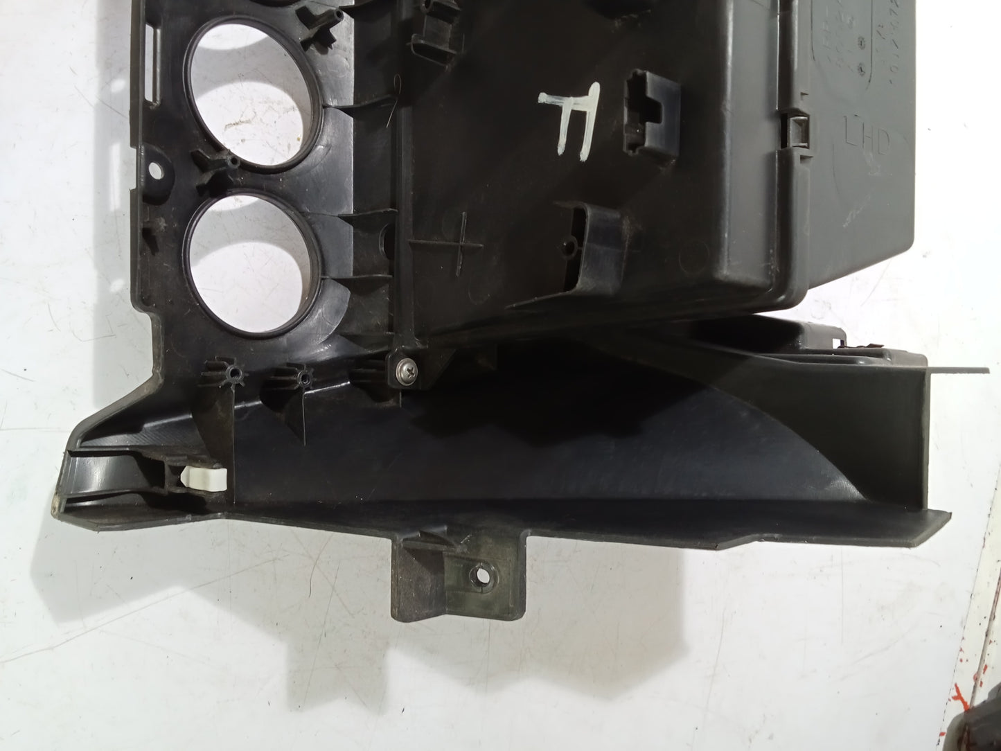 Center Frame Console | Mitsubishi Asx
