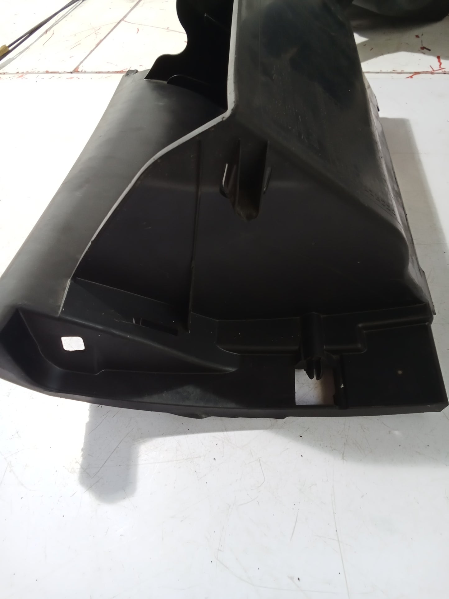 Glove Box | Mitsubishi Lancer Ex