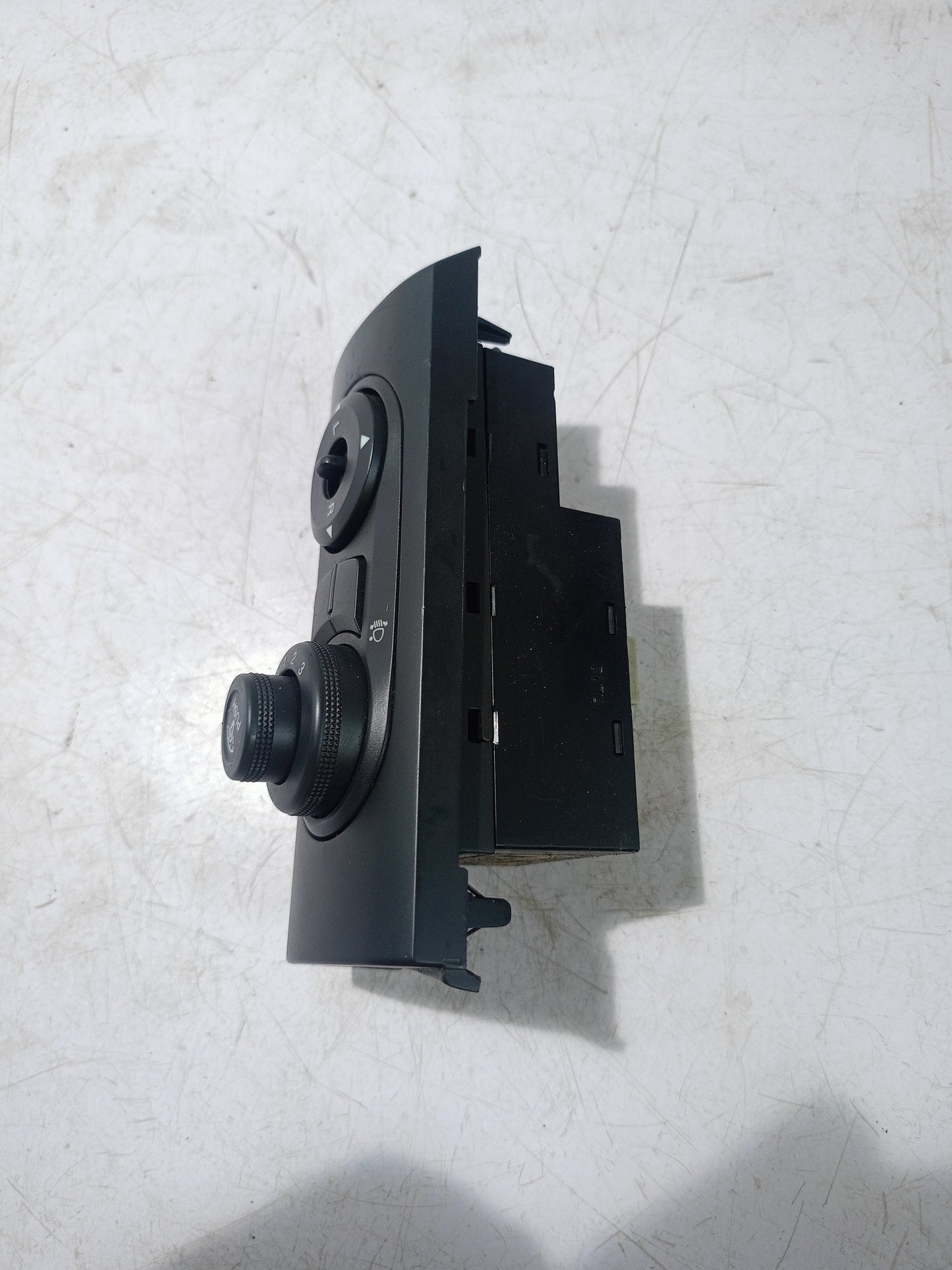 Mirror Switch | Chevrolet Captiva Gas