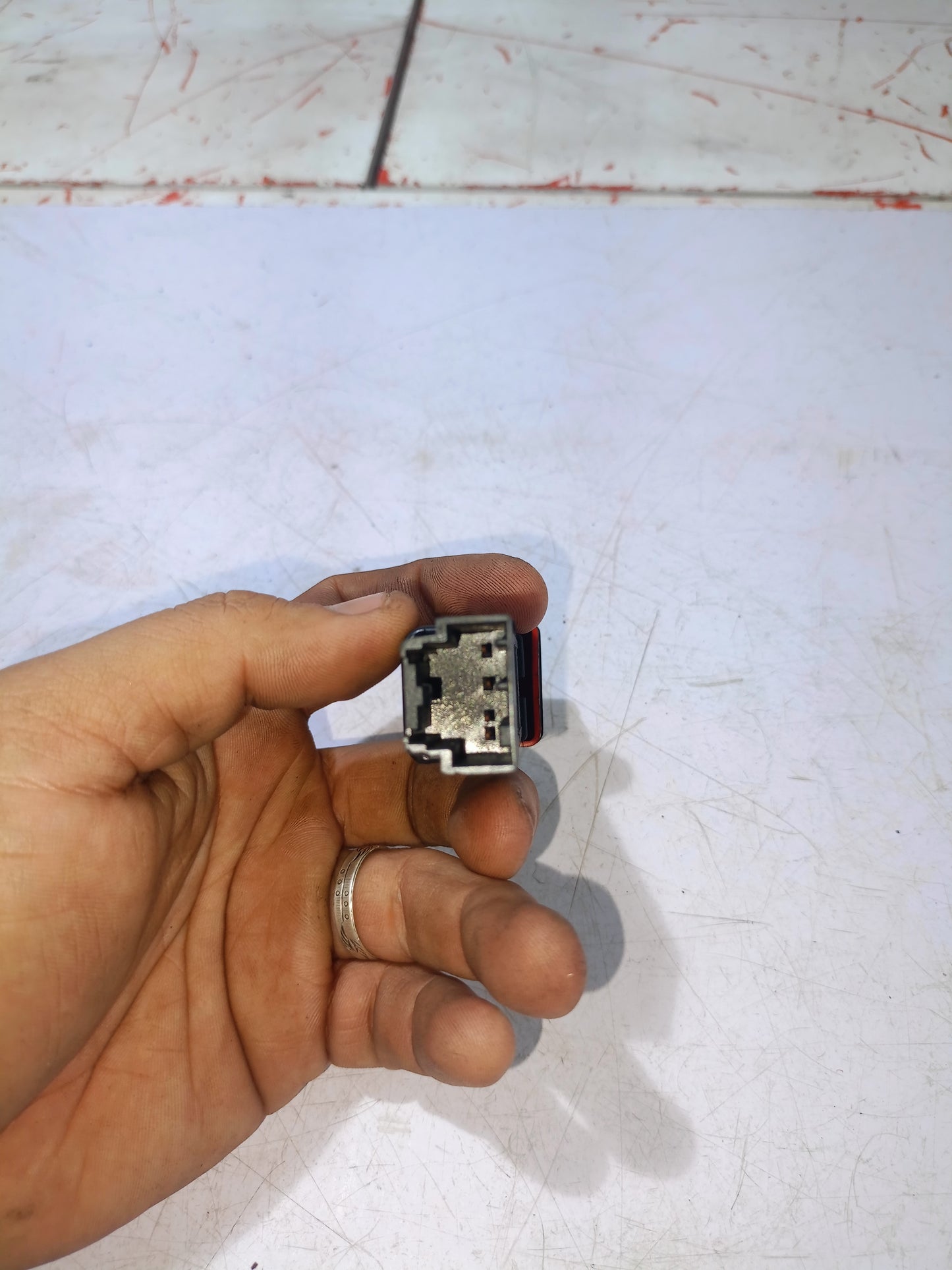 Hazzard Switch | Chevrolet Captiva Gas